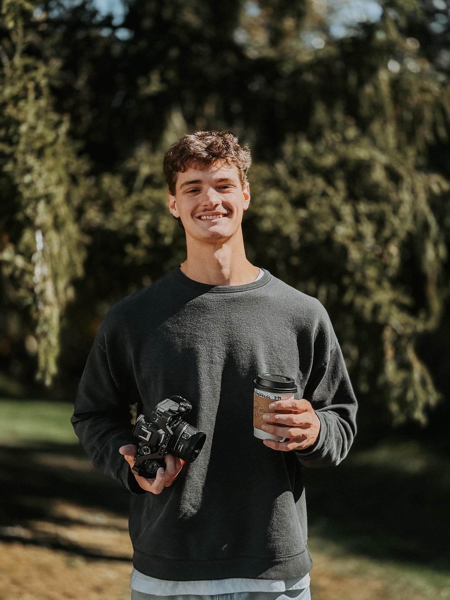 The man behind the camera finally gets the spotlight 🎂📸
Happy birthday Zach! We’re so thankful for all the moments you capture!
#harvesttable #happybirthday #photographer