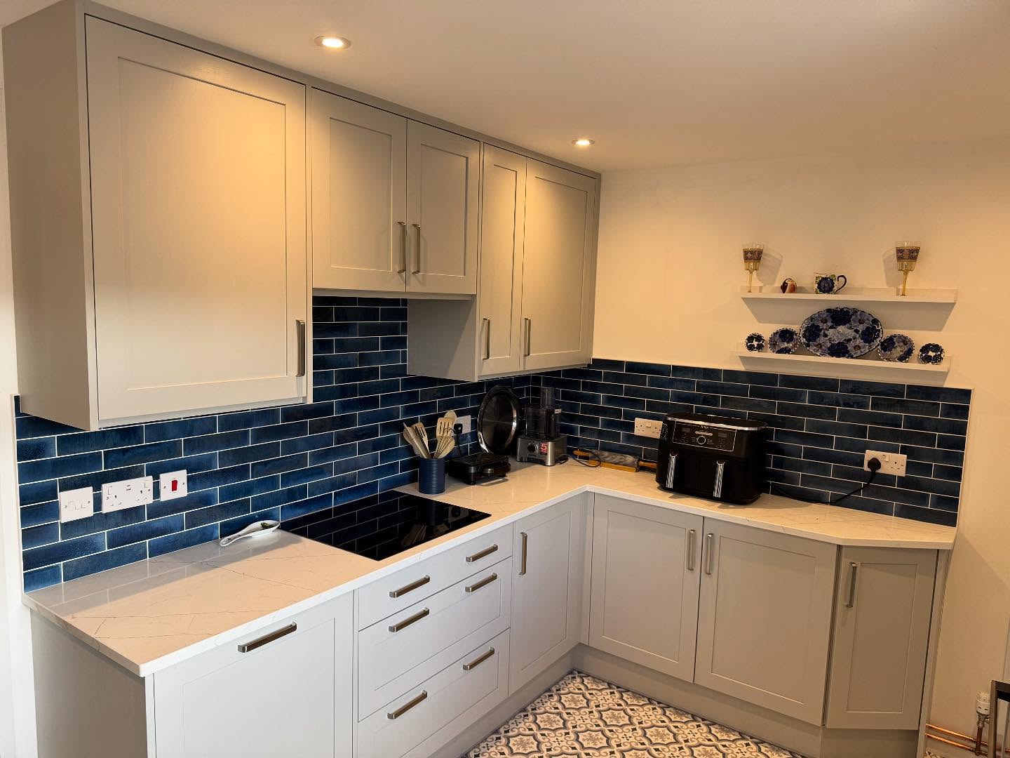 Kitchen renovation complete π
Light grey Aldana door
Absolute Strada marbled white quartz worktops.
Full renovation on this project, new ceiling, new electrics, new plumbing and radiator, fully re plastered. Kitchen supplied & installed, with wall tiling. π
Swipe for before photos βοΈβ‘οΈβοΈ
#kitchen #kitchenremodel #kitchenrenovations #kitchenreno #ashwoodkitchens #kitchendesign #bespoke #kitchenstori