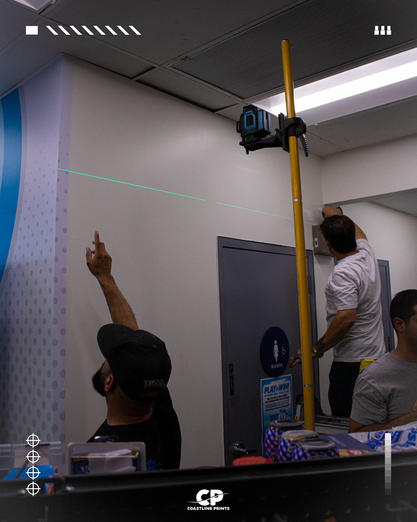 Quick look at the install our friends @the_branding_machine handled for us, clean work as always!
#coastlineprints #print #printshop #install #rocket #laguna