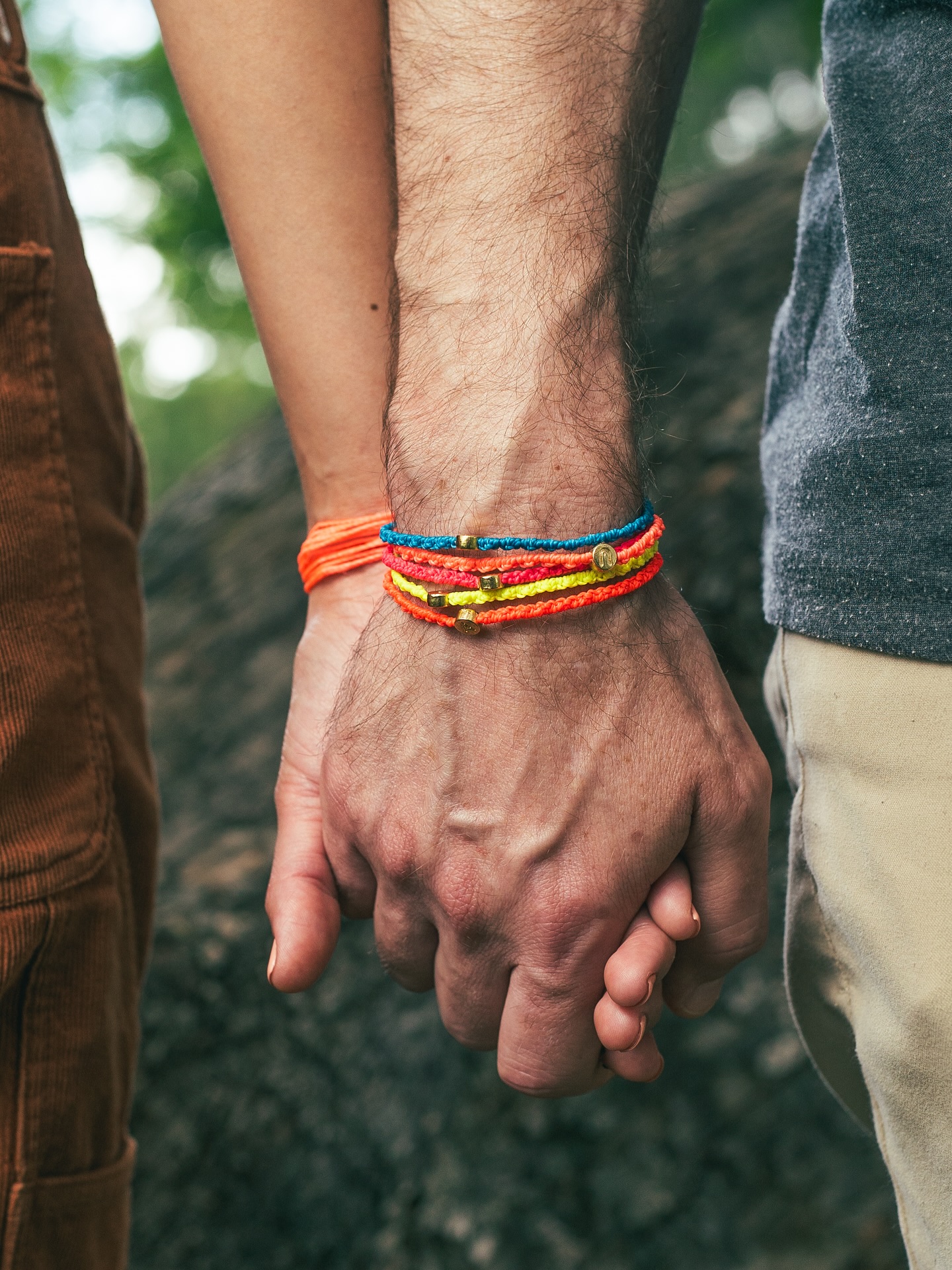 🤝 Hechas para conectar.
Pulseras que simbolizan unión, energía y momentos compartidos, hechas a mano, con el corazón y con intención. ✨
#óomaccesorios #pulserasóom #macramemexico #hechoamano #accesoriosartesanales #óomstyle #artesaniaconamor #hechoenmexico #macrameaccesorios #detallesqueinspiran
