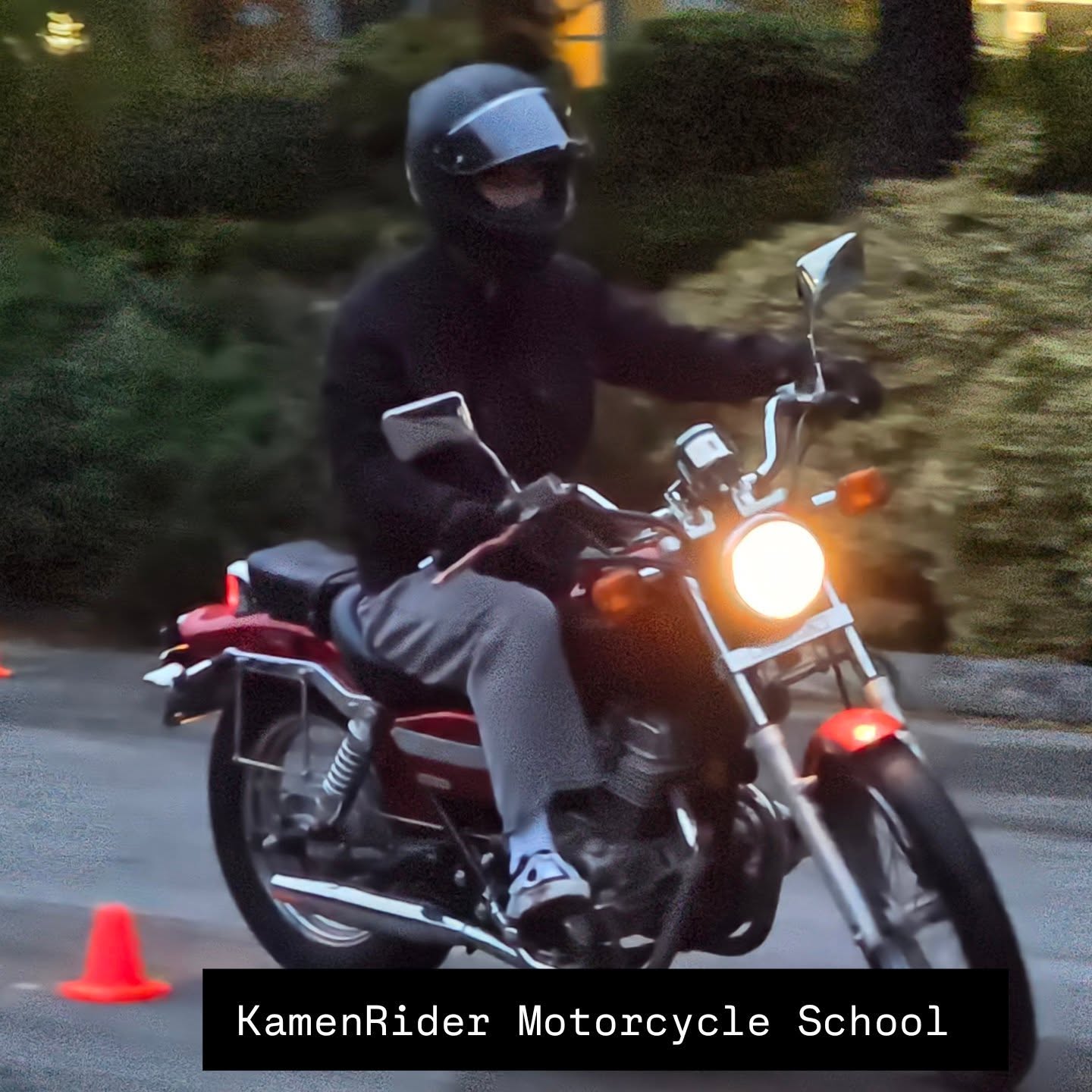 Private one-on-one motorcycle training.
----
KamenRider Motorcycle School
www.kamenrider.ca