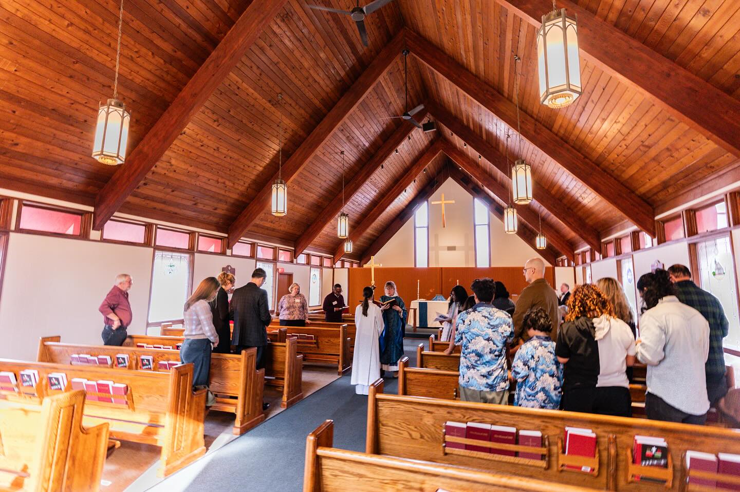 In a world that puts so much pressure on us as individuals, we believe in a different way. We believe in the power of “we.”
Our new blog post, “More Than Enough,” explores how our small-but-mighty community is living out this call. It’s the story of how our humble gifts are being blessed, broken, and shared to become more than enough for the work we are called to do.
Read the full post at the link in our bio.
#MoreThanEnough #AllSaintsSharonChapel #AlexandriaVirginia #FaithCommunity #BodyOfChrist #Episcopal #SocialJustice #CGS #CreationCare #LoavesAndFishes #Community