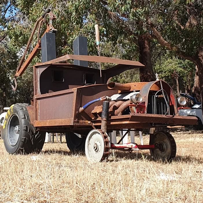 This is Barry Burner my hotrod tow truck that Isa finalist in this year's Rusty Farm Art Awards at the Gidgegannup Show on today
#dsdesigns
#scrapmetalart