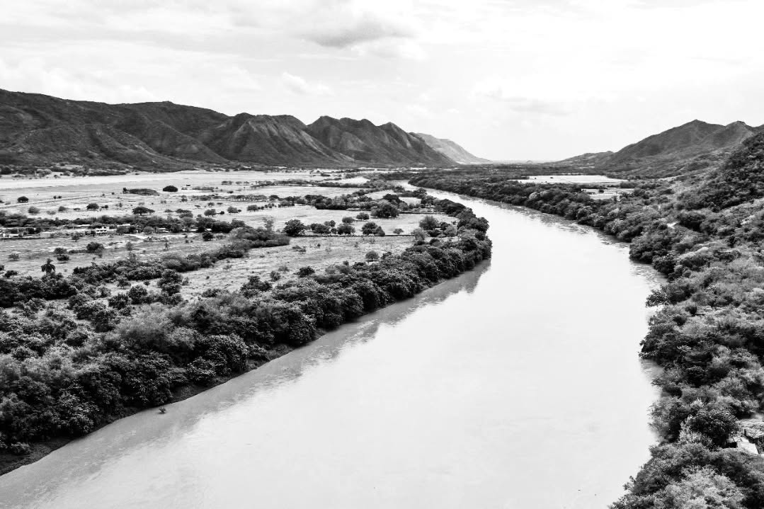 El agua que recorre nuestros ríos también recorre nuestra historia.
Cuida el Río Magdalena es cuidar la vida que fluye con él.
#riomagdalena #riosdelmundo #hidraulica #hidrologia