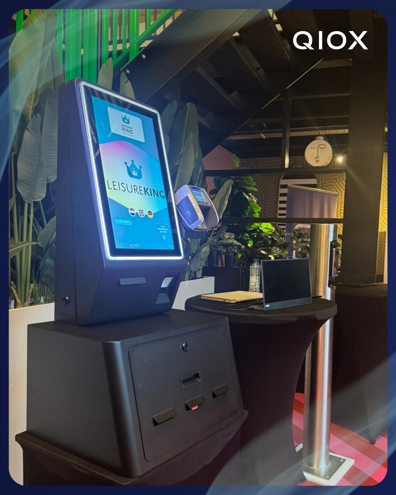 Did you know? 💡 
Our QIOX Buddy 21.5” can also be equipped with a wristband printer, perfect for events and leisure environments where access or activity wristbands are essential.
This setup was a true highlight during the LeisureKing Inspiration Day 2025, which our CCO Jan Lommers attended. A day filled with inspiring speakers, creative ideas, and innovative projects that perfectly match our vision of smart self-service experiences.
#QIOX #InnovationInAction #LeisureIndustry #SelfServiceSolutions #DesignInFocus