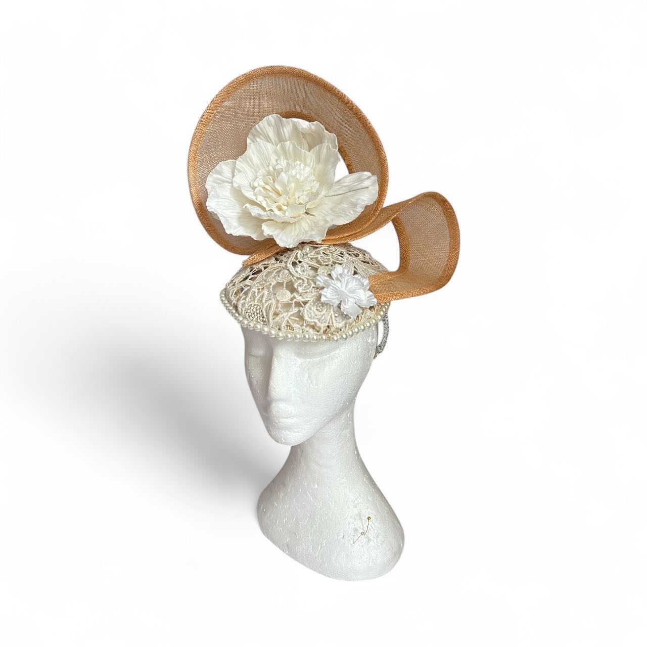 November 9th is coming—and you NEED the perfect fascinator! 💕
Our handcrafted hats aren’t just accessories, they’re confidence boosters. Imagine walking into the Jockey Club wearing a one-of-a-kind piece that makes everyone ask “Where did you get that?!”
This is YOUR moment to shine. 🌟
🎀 Limited stock available
⏰ Only 16 days to secure yours
💫 Handcrafted with love in Hong Kong
Don’t miss out! DM us NOW to reserve your statement piece before they’re gone.
Link in bio 👑
Check out my product! https://www.angelwongimage.com/product-page/beige-fascinator-1
#SaSaLadiesPurseDay #HongKongJockeyClub #Fascinator #MustHave #EventStyle #HandcraftedFashion #AngelWongImage #RaceDay #HatGoals #FashionInspo #LuxuryStyle #HKFashion #EleganceRedefined