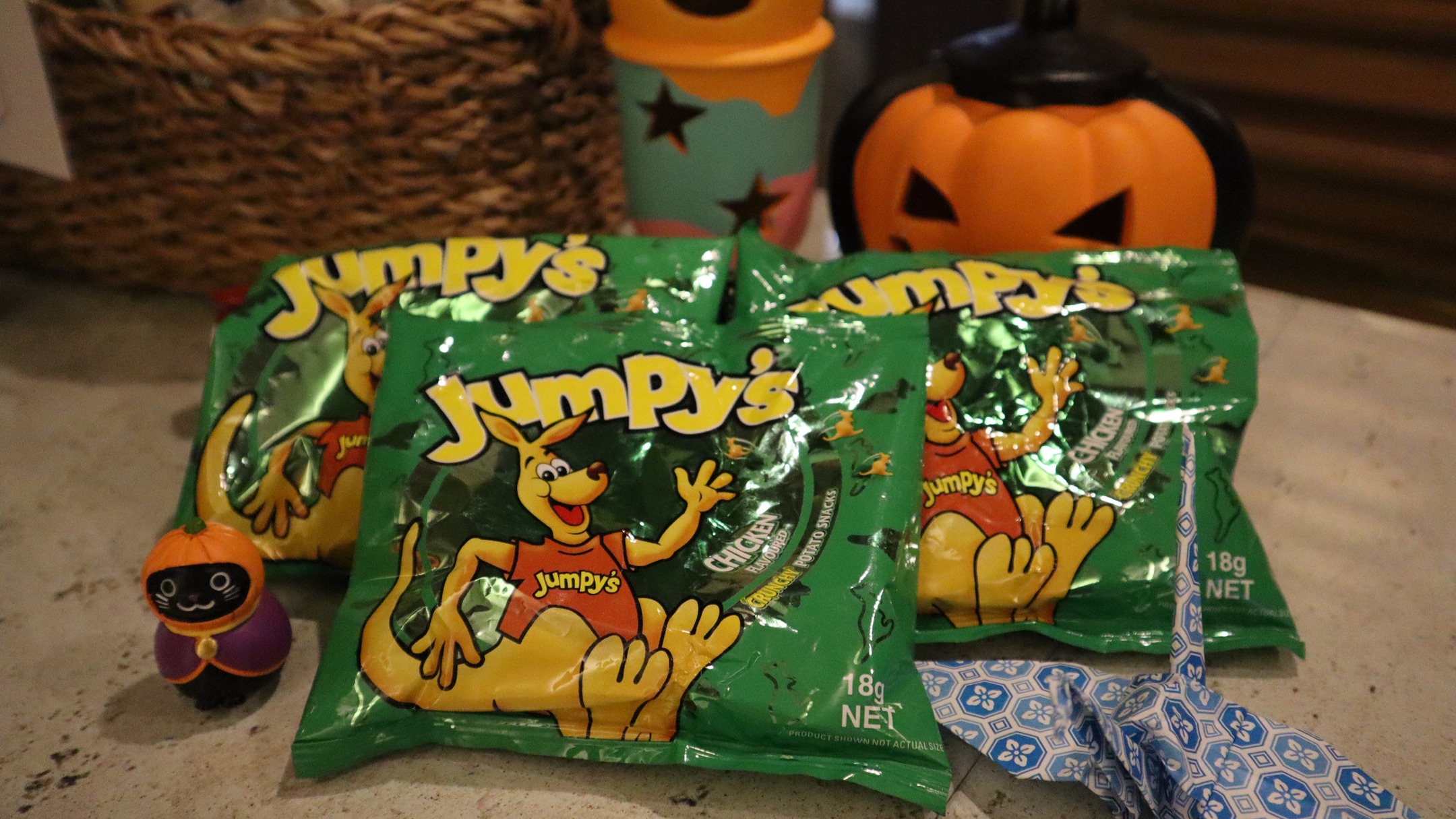 🎃 Halloween is just around the corner , which means itis officially candy (and snack!) season! 🍫🍬
Speaking of snacks, check out these delicious treats all the way from Australia, we got them from one of our super satisfied customers.
And look, there’s even a kangaroo on the packaging! 🦘 What perfect timing, because today happens to be World Kangaroo Day! 🌏💚
======================
Where elegance meets adventure, and every stay feels like home.
📩 contact
contact.hostel-osaka@meishin-group.co.jp
☎ 06-4301-5466
======================
#halloweensnacks #WorldKangarooDay #australiansnacks #sweettreats #snacktime