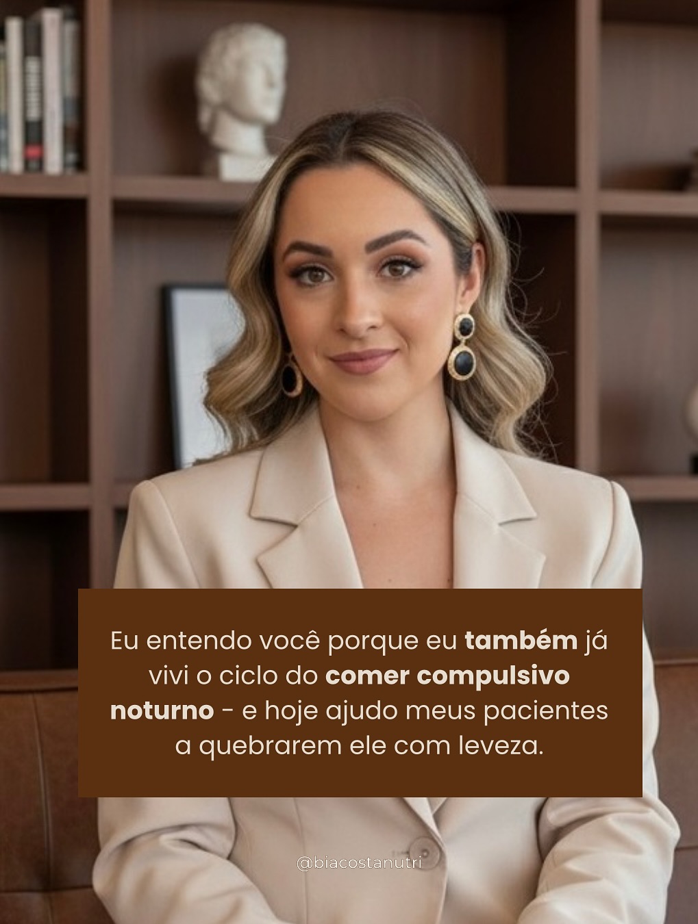 Anos atrás eu lidava com a mesma sensação que você: atividades normais durante o dia, e a noite a um compilado de sentimentos que me distanciavam de mim e da minha consciencia. Que me faziam comer.
Nas primeiras semanas você absorve, nas próximas você se culpa.
E assim começa um ciclo que se perpetua por anos e te afunda cada vez mais.
Eu ja vivi, e sei o quanto é horrível estar lá.
Mas agora que eu sai, quero te ajudar também ❤️
Digita “call” que eu quero bater um papo com você.