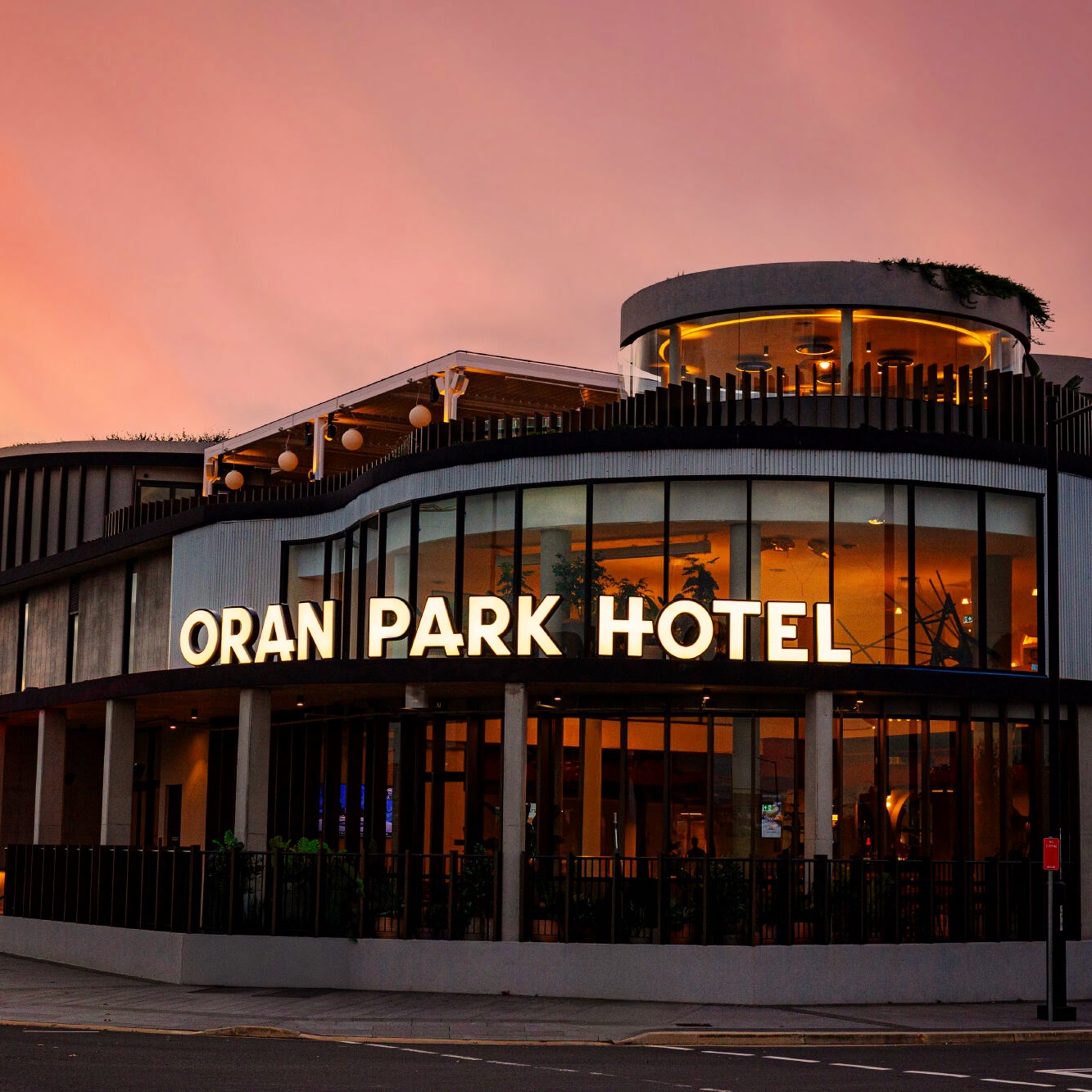 Spanning 3 levels, 7 bars and multiple food outlets Oran Park Hotel is a must visit venue. Congrats to all involved bringing this venue to life.