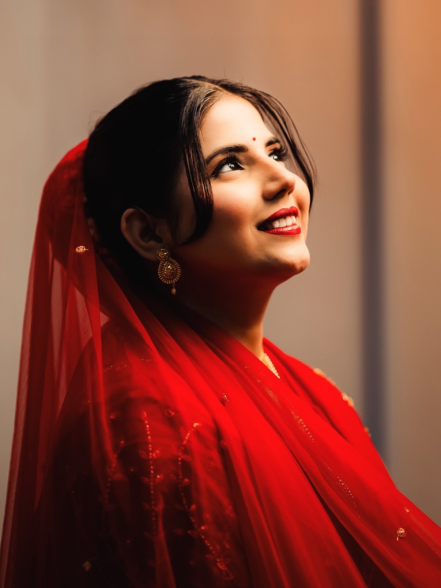 Wrapped in red, glowing with grace — a bride’s story told through timeless frames ❤️
🎥 By ZELDEY | Wedding Photography & Cinematography
www.zeldey.com
#ZeldeyWeddings #IndianBride #LuxuryWedding #WeddingPhotography #CinematicWedding #BrideInRed #WeddingInspo #UKWeddings #Zeldey
