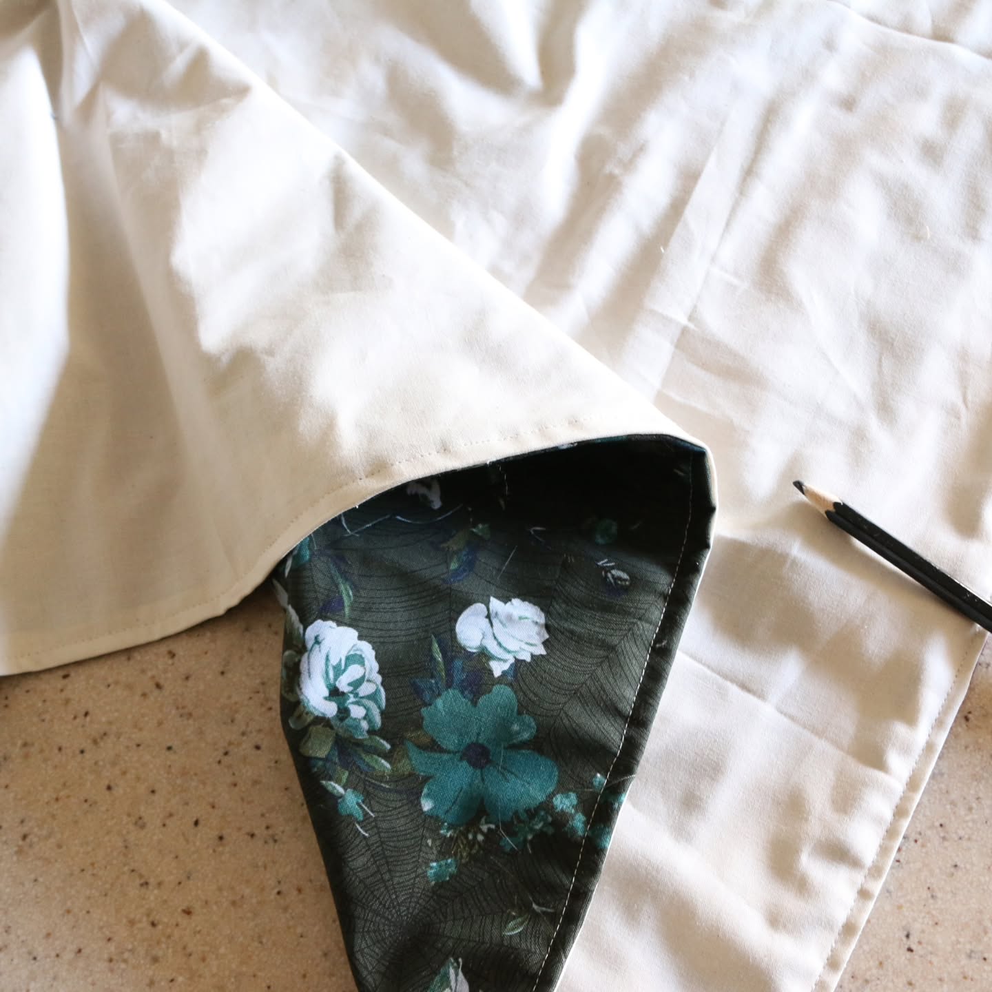 After landing on a plan for my Enrapture fabric from @freespiritfabrics by @giucy_giuce I quickly got to work sewing strips of the fabrics at random to create a long table runner.
From there, I pieced a back using remaining yardage, and added a layer of simple white solid fabric to overlap the patchwork.
I finished all of the edges with a topstitch and then got to do the part that I was most excited for: sketching out my motif!
๐ฟ๐ธ
From here, I loaded up my bobbin with @aurifilthread 50wt and threaded my machine with the gorgeous 12wt thread in 'Light Laurel' for a nice big, detailed stitch and essentially just traced my outlines with my machine!
๐ชก
After everything was stitched, I was in DESPERATE need of a shoulder massage from all of that pivoting ๐
but instead, I couldn't wait for the "big reveal"!
I got to work removing the inner fabric from my stitching, revealing the patchwork beneath!
Check in tomorrow for the final project reveal! I'm so pleased with how it turned out!
#freespiritfabrics
#freespiritenrapturegiucygiuce #giucygiuceenrapture #enrapturefabric #aurifil #aurifilartisan