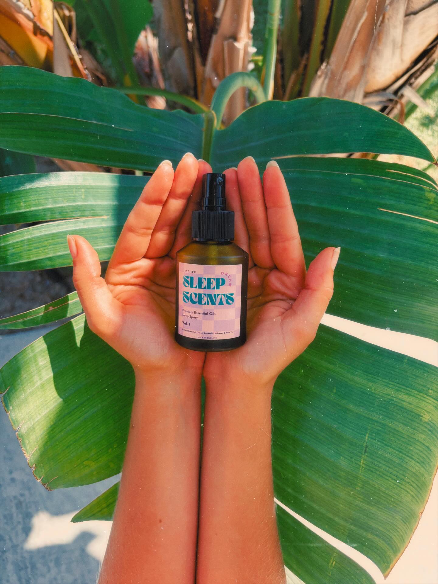 Sleep Scents - Sleep Better Naturally
Your sleep deserves luxury. This soothing sleep scent is your nightly ritual — lavender to relax and ground, and bergamot to melt away stress. #SleepBetter #SelfCareRoutine #RelaxWithMe #sleepspray #sleep