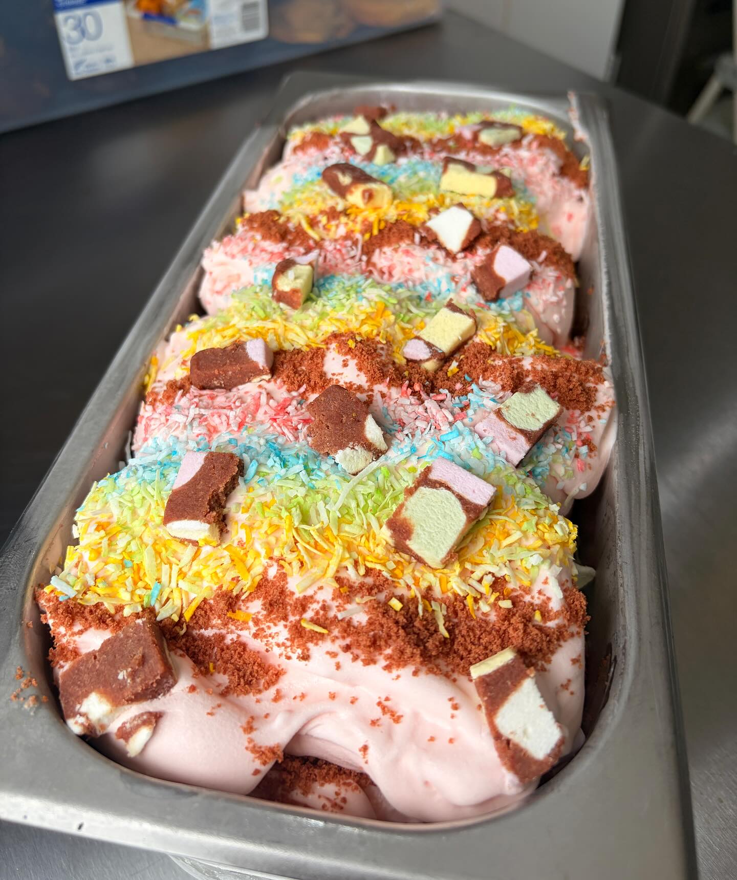 How cute is this Lolly Cake Gelato
New flavour available today!!
🍬🍬🍬