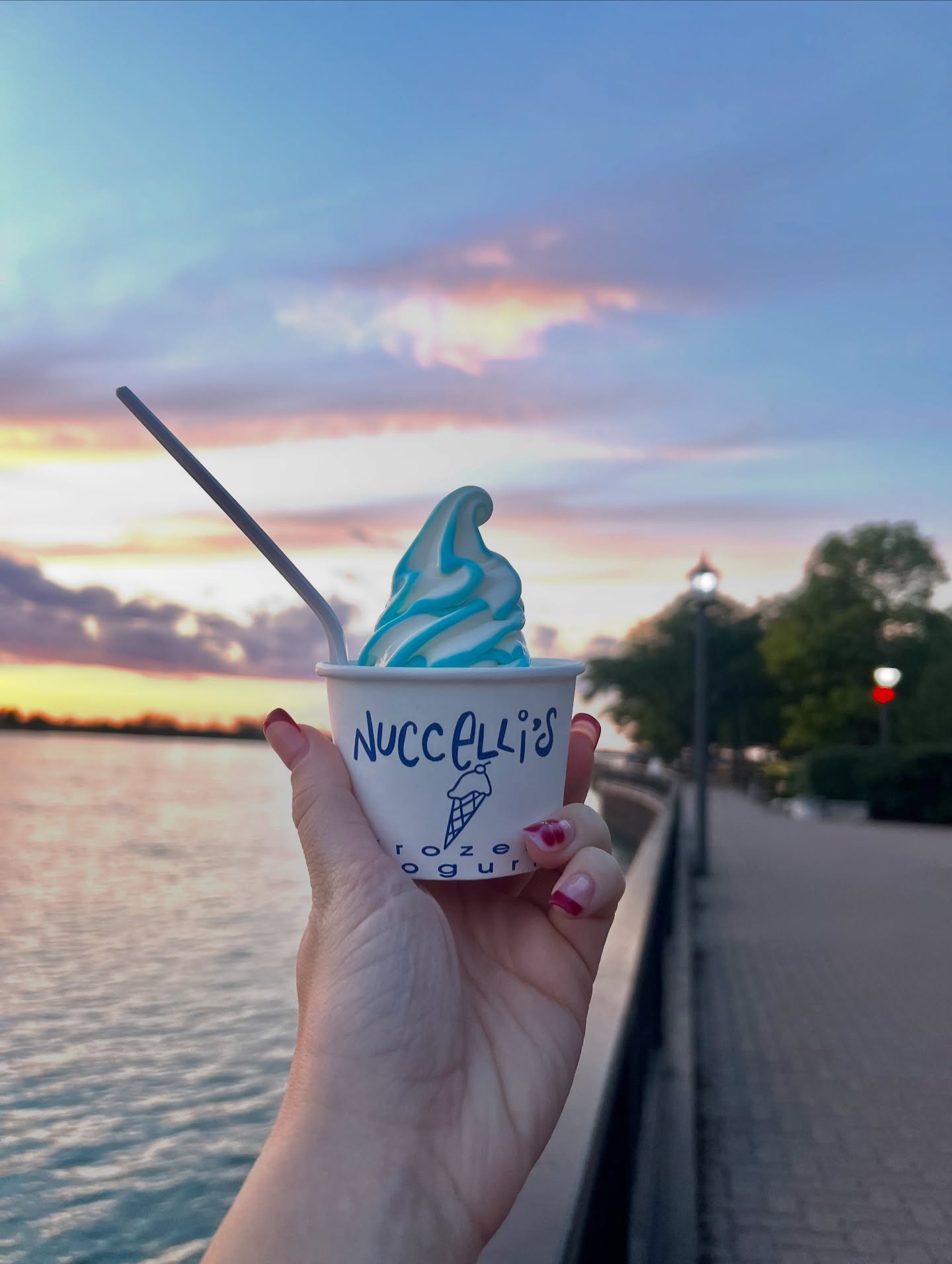 The only thing cooler than soft serve in October is the Blue Jays bringing home the title #JaysIn6 🥇
Go Jays Go!!!⚾️
Halloween hours 2pm-5pm today
#worldseries #FrozenYogurtLove #essexcountyeats #PureJoy #Nuccellis #IceCream #FrozenYogurt #Froyo #YQG #YQGBusiness #YQGFood #Amherstburg #Windsor #Lasalle #Kingsville #Harrow #Essex #explorepage #WindsorEats #Yummy #Dessert #Shoplocal #SupportLocal #YQGStandStrong #TakeOut #ontarioeats #OntSouthwest #DiscoverOntario