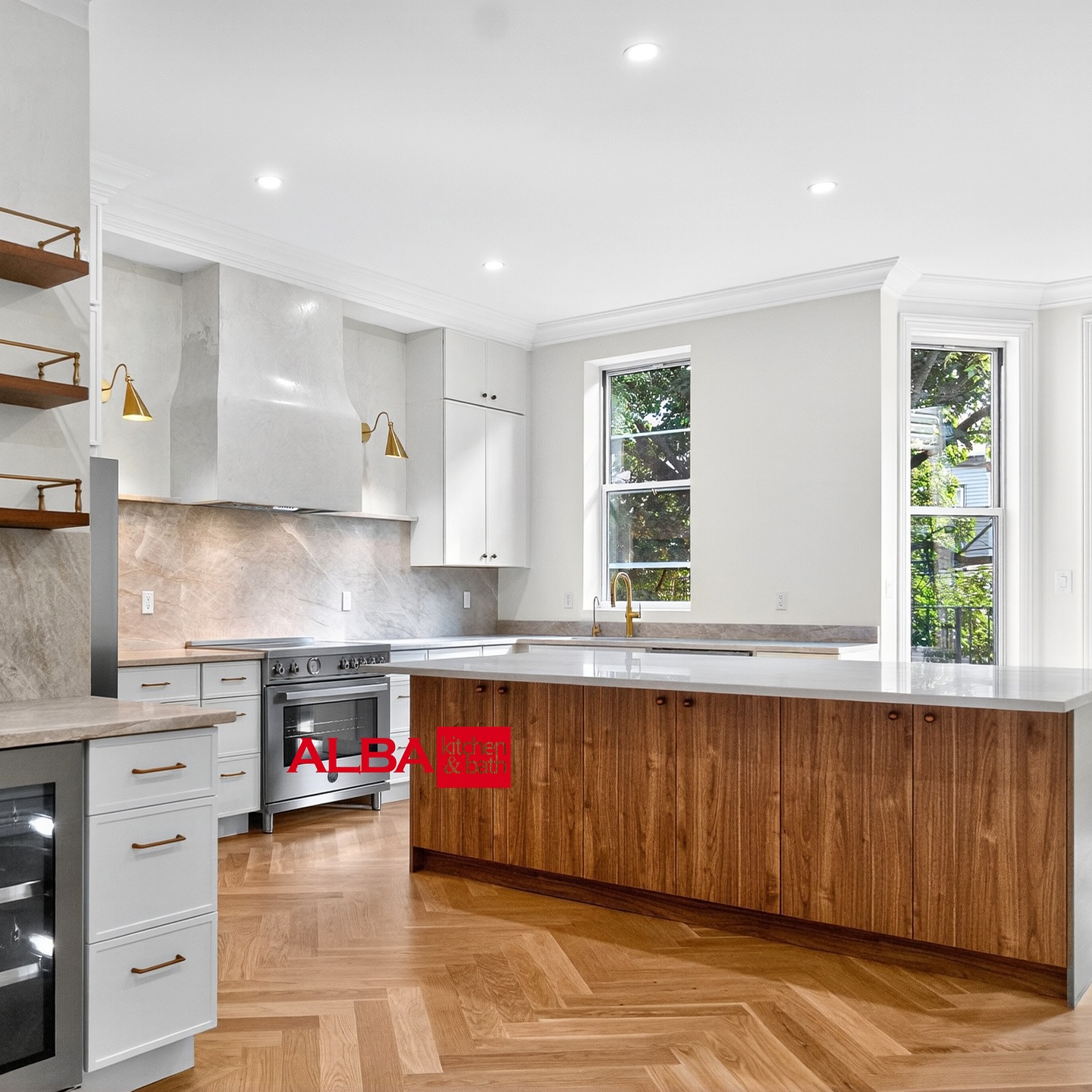 Simplifying kitchen design to its core function and essence. It involves reducing complexity by minimizing the number of parts and focusing on customer intuition through clarity and elegant, uncluttered forms. This isn’t just about aesthetics; it’s about creating the spaces that are intuitive and feel designed with “care” for the customer. This reminds us why we dare, why we design and create, and why we push even when there is a limit to surpass.
Photos & Videos: Celine & John
#modenrkitchen #kitchendesign #kitchencabinets #kitchengoals #kitchenideas #luxurykitchen @albakitchen