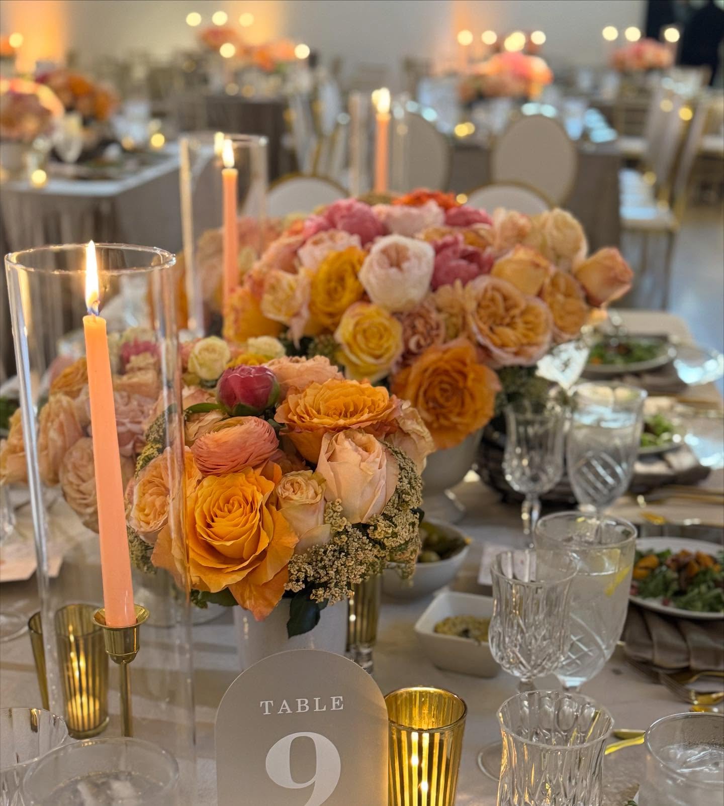 Creating romance with beautiful flowers and candlelight — timeless, soft, and unforgettable. 🌸🕯️
#Ornamento #RomanticDesign #LuxuryFlorals #CandlelightMagic #LoveInBloom #weddong #weddings