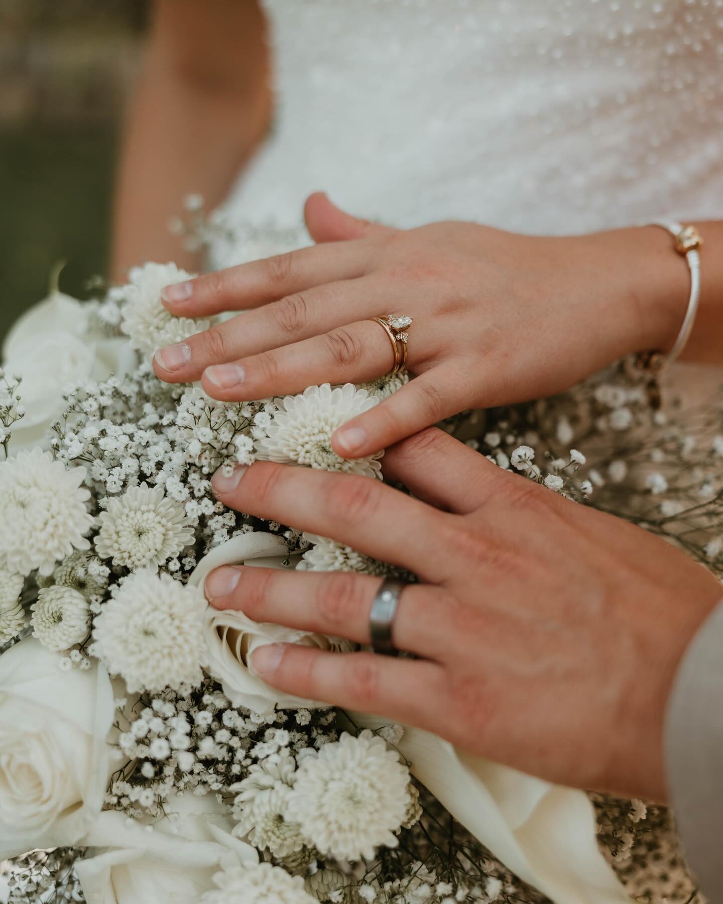 💍⛪️Getting Married? DM or visit my website for a quote.
- Heidi
#heidisflorals #heidisfloraldesigns #ottervilleontario #norwichontario #weddingfloraldesign #weddingsontario #woodstockontario #oxfordcountyontario #florals #eventflorist
#florals #ontarioweddingflorist #heidisflorals #engaged #weddingontario #norwichontario #weddingflowers
Photo by @percival_photography