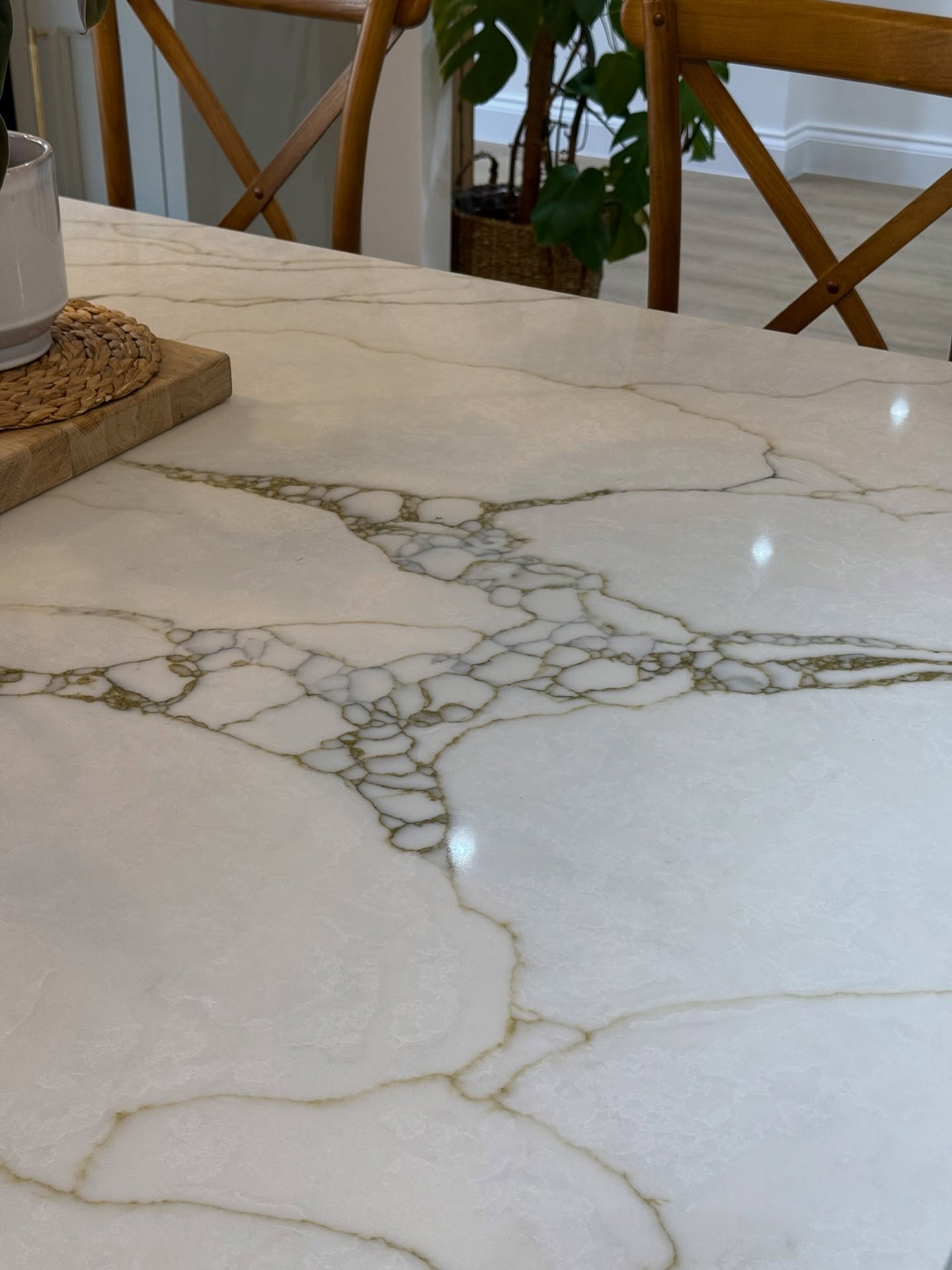 Can you believe this incredibly detailed stone is actually a quartz? 🔎
Our Modena Gold Quartz is looking stunning on this brand new project ✨
Keep your eyes pealed for the reveal this week to see how we helped transform this kitchen 👀
#thestonecompany #kitchenworktops #kitcheninspo #quartz