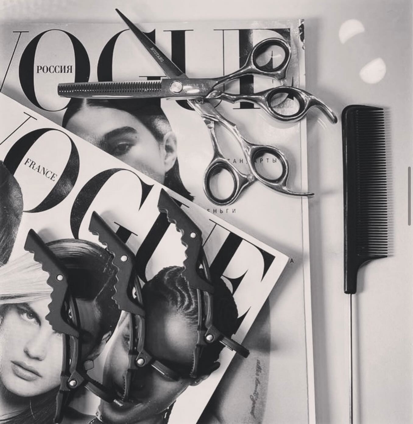 It’s the holiday season!
Have you scheduled your appointment with your stylist yet? Looking for a new stylist? Call us at 315-218-5760 or book online! Our talented team is ready!
#jluxesalon #syracuse #syracusesalon #syracusehair