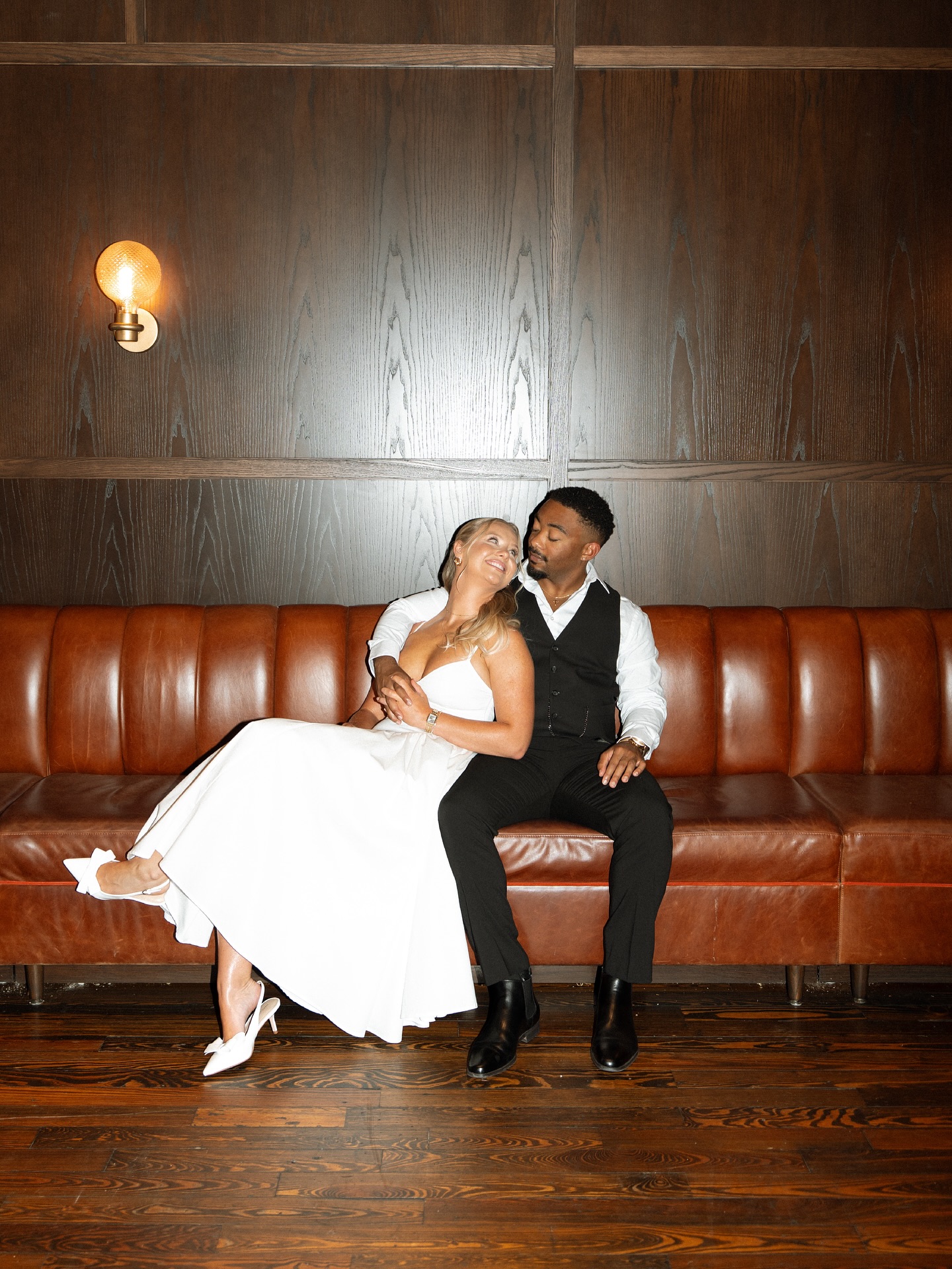 Courtney and Lamar’s engagement photos at the @revivalisthuntsville and downtown Huntsville 🥹 the last photo is one of my favorite photos of all time!!
See yall next May 🤪🍾