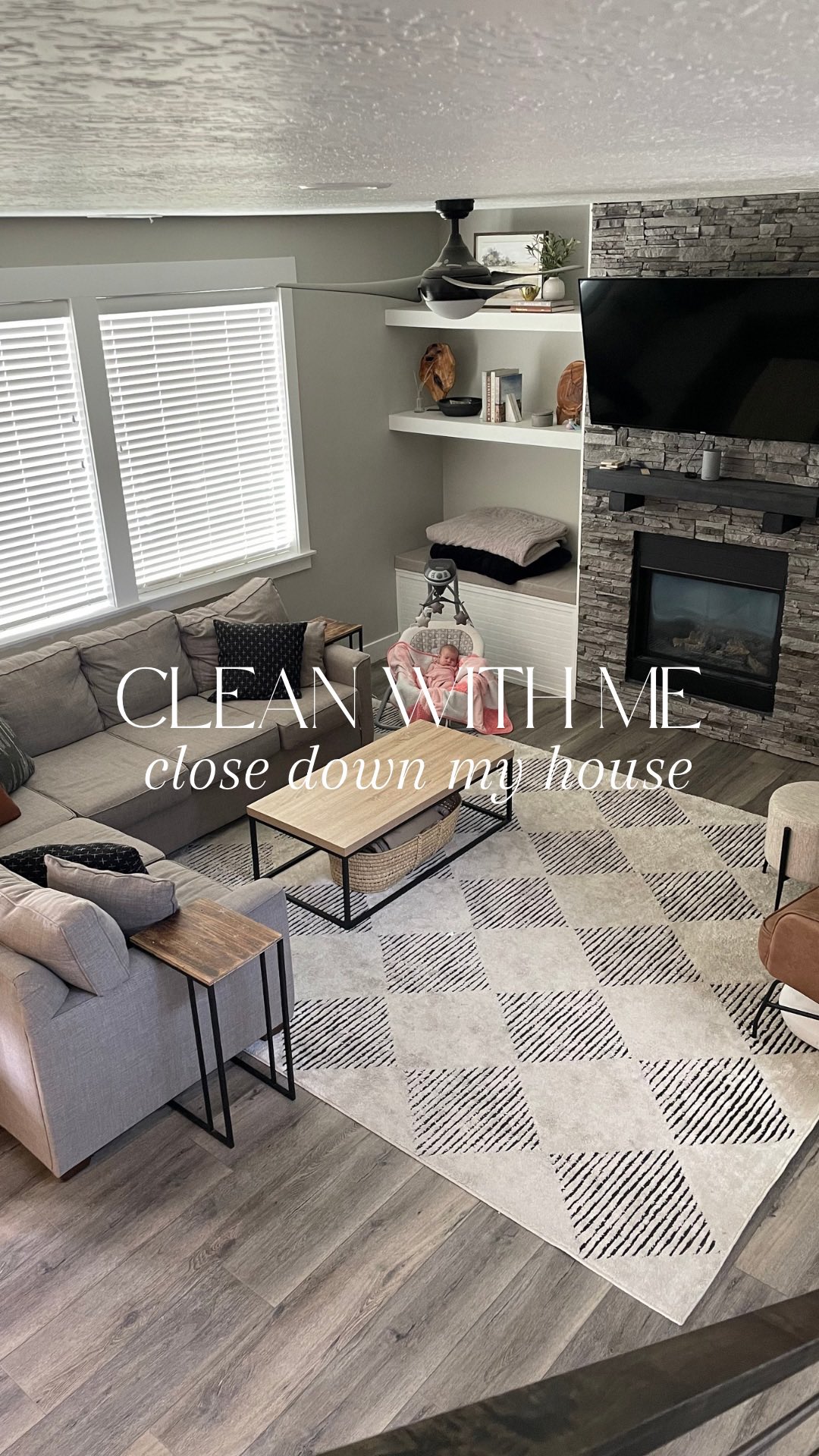 Cleaning up after the toddler tornado
•
•
•
•
•
#girlmom #toddlers #clean #cleangram #cleantherapy