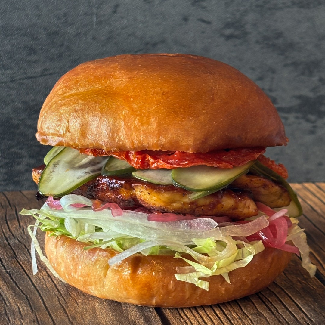 So believe it or not, we actually get vegetarians at the shop asking if we have any vegetarian options. Like most heavy meat establishments, we absolutely DO NOT have anything for vegetarians. Ok, maybe salad and coleslaw.
That is until Chat came in to shop one day and very nicely asked us to make him a vegetarian burger. He insisted and that we can use whatever "vegetable" options we had on line (plus hot habanero) and he was forever grateful and has now become a regular.
Well Chat, we've upped your sandwich a bit and added smoked halloumi. This one is for your kind sir.
The Chat Burger
Smoked halloumi cheese, S&S BBQ sauce, pickled red onion, oven dried tomatoes, shaved raw onion, S&S pickles, shredded lettuce, S&S white BBQ sauce.
On the menu tomorrow.