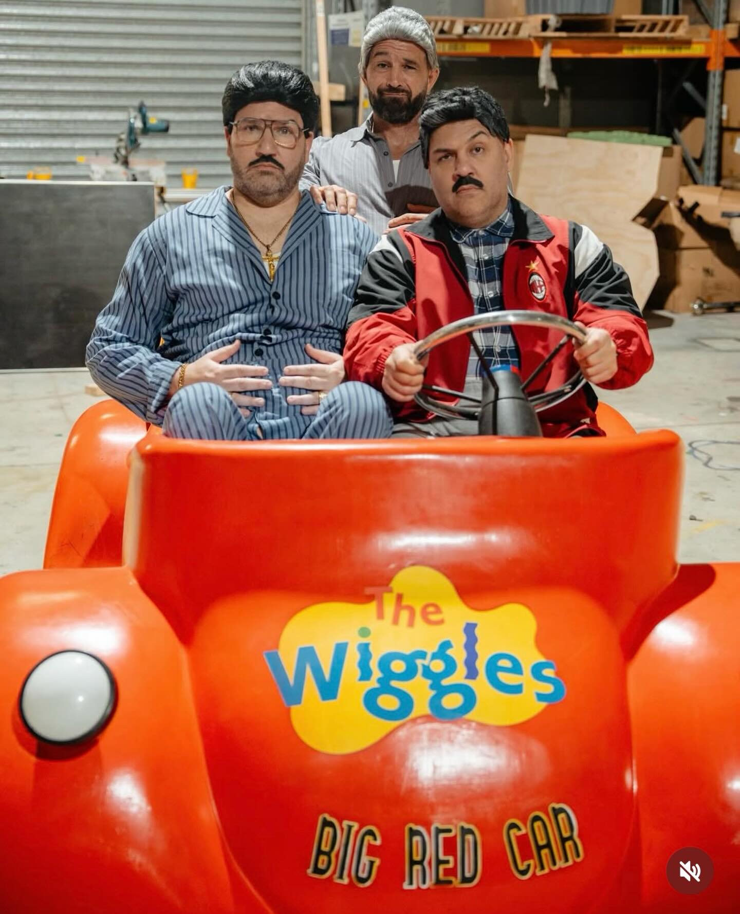 @sooshimango were cruising in the @thewiggles Big Red Car recently ๐๐
Little throwback moment for us โ we sign wrote this iconic car years ago and itโs still doing what it does bestโฆ turning heads.
From legendary rides to hardworking business vehicles, weโve been putting brands on the road for decades.
If you want your vehicle to stand out, you know who to call.
๐ www.australiantintwizard.com.au
๐ 9890 3577
#SooshiMango #BigRedCar #TheWiggles #Throwback
#AustralianTintWizard #VehicleSignage #SydneyBusiness
#SignWriting #WrapLife #BrandOnWheels
#AussieIcons #CustomWraps #MobileAdvertising
#CreativeSydney #BusinessBranding #tintwizard #creativejuice #creativejuicelab