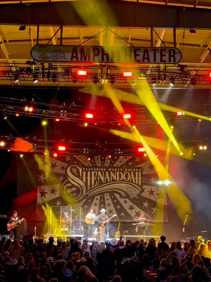 Nothing like a night in Dothan! Thank you to the National Peanut Festival crowd for one unforgettable show.