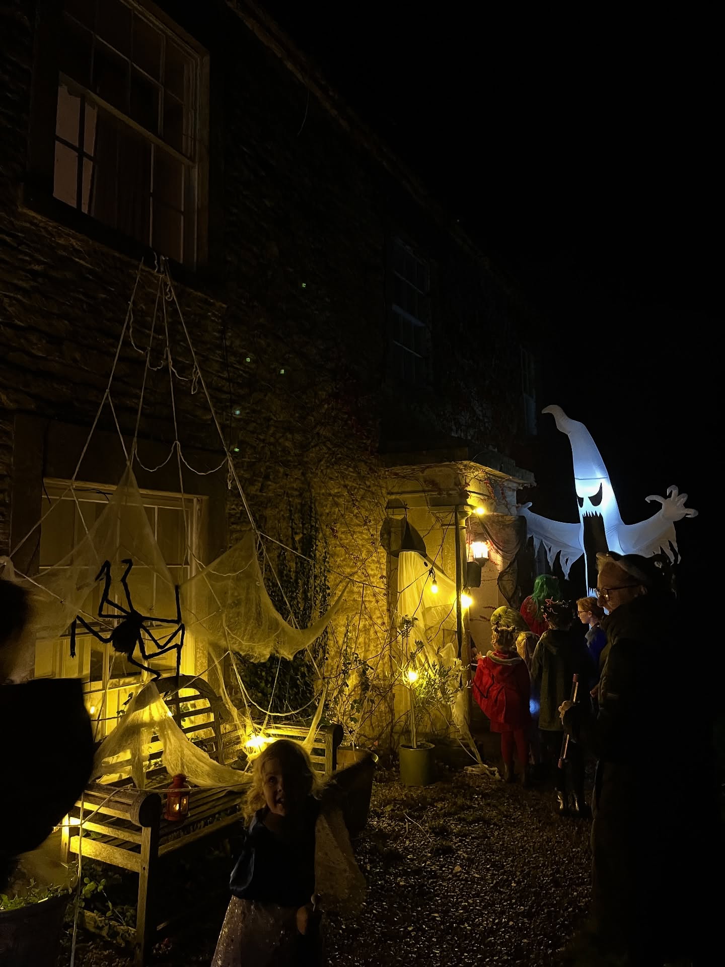 Halloween high jinks in the village.
#lifeinthecountry #wiltshire #cotswolds #somersetlife #relocatewest