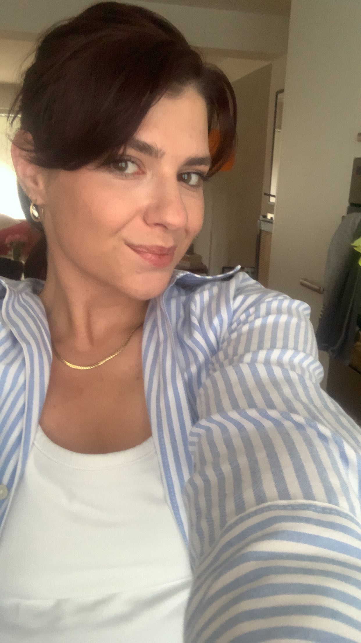 Du bist schön 🧡
#selbstliebe#mehrrealitätaufinstagram#makeup#fernseh#drehtag#coachingfürfrauen#empower