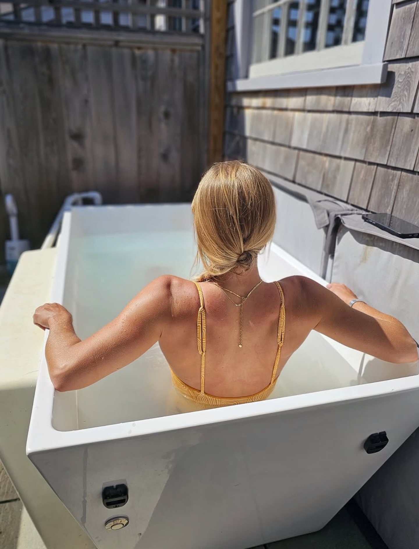 💦Hop in before we turn off the cold plunge for the winter (there’s 🌊Harbor or Ocean for that this time of year😉). 📸
@georgina_monti