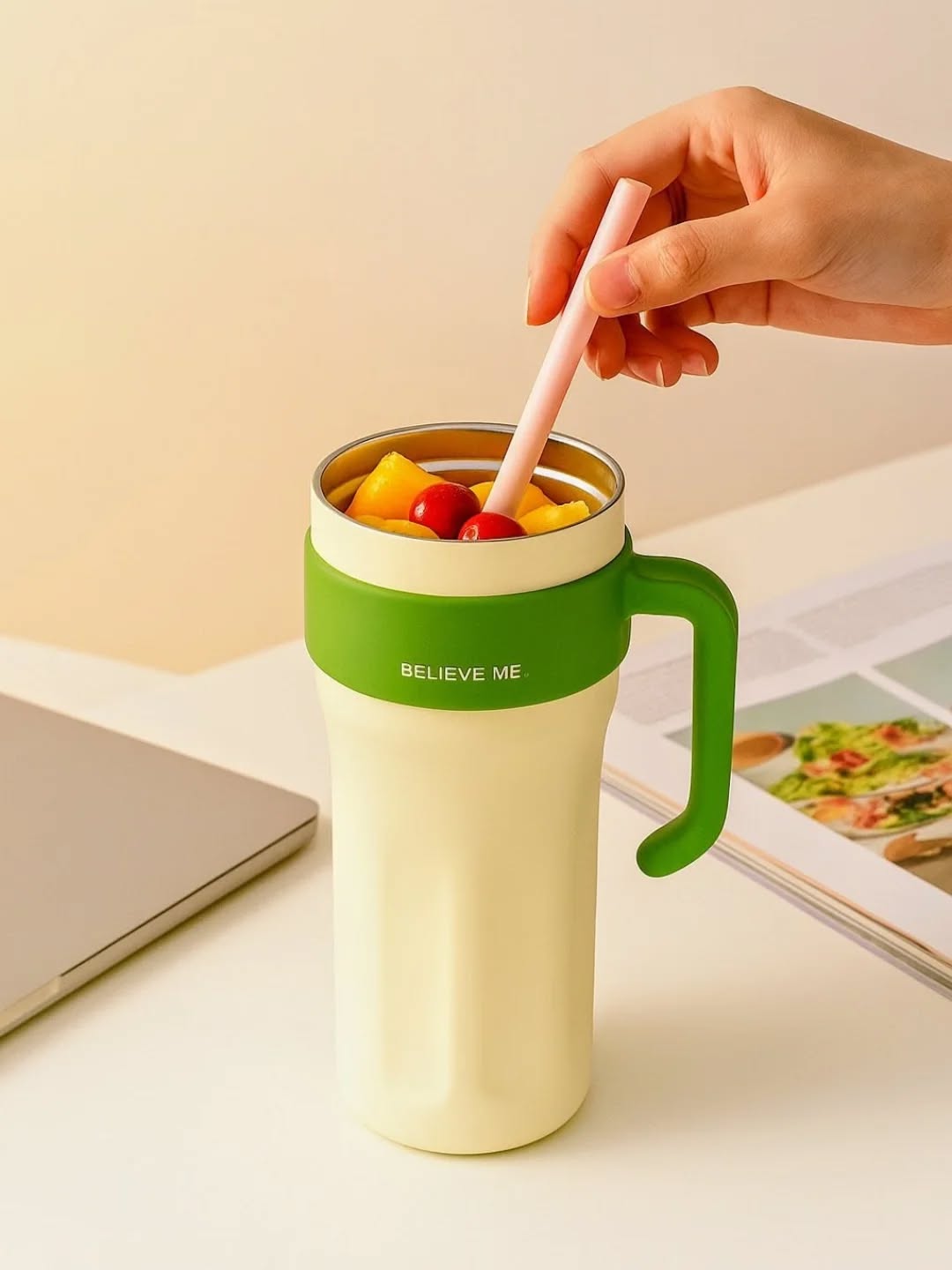 Fresh vibes in every sip 🍒
#sipezy #freshstart #minimalstyle #sipezy #fruitinfusion #drinksmart #aestheticvibes #stayhydrated #modernliving #brightmornings #cleanenergy