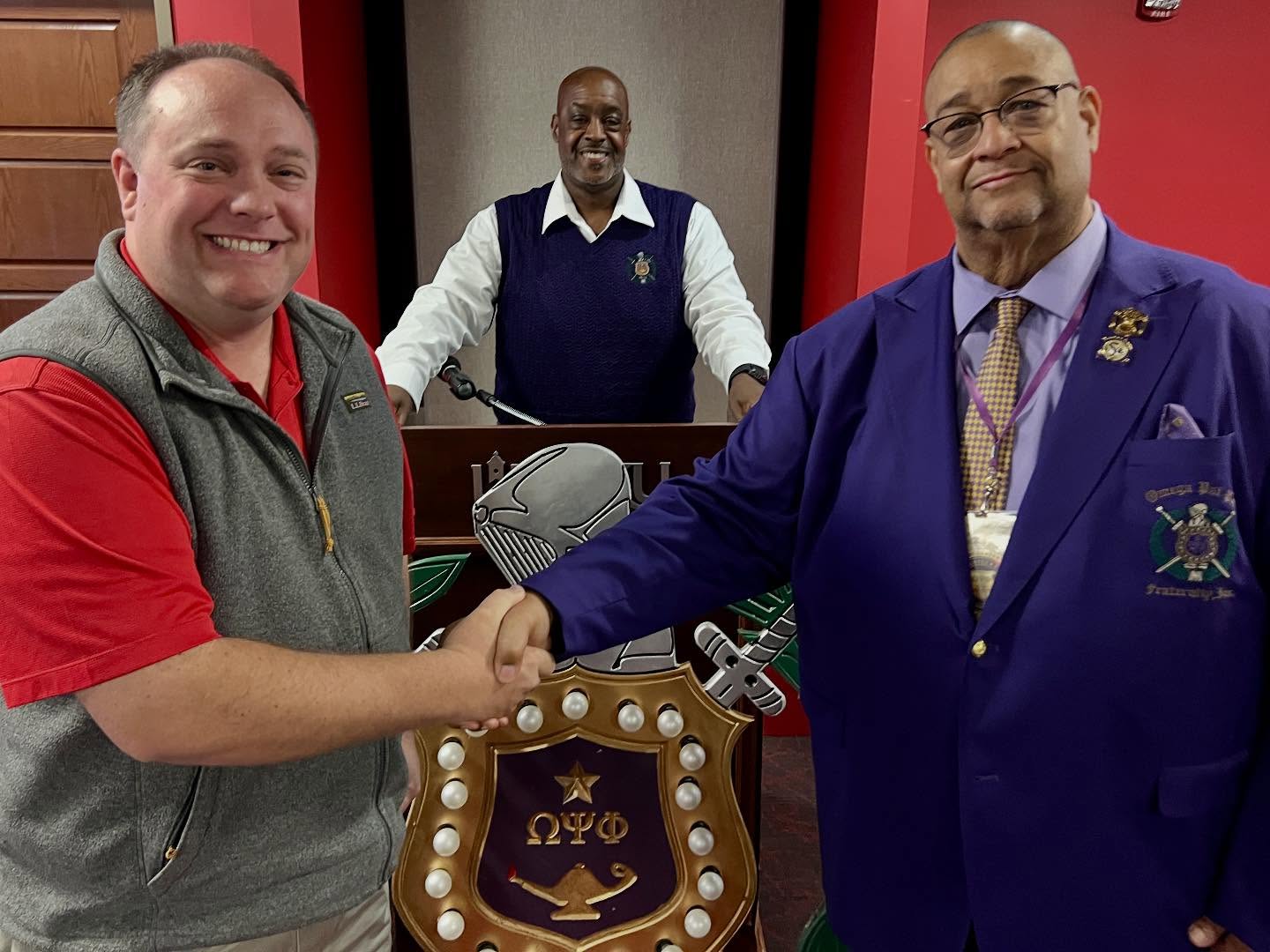 Bowling Green, KY. 2025 Fall Leadership Meeting. Andrew Rash
Assoc Director of Student Activities/
Greek Affairs Coordinator, Dr. Martha Sales
VP of Student Experience and Dean of Students and
Member of Delta Sigma Theta, along with 25th District Representative, Bryan White and Bro. DC Clement enlightening the importance of scholarship at @wku and @thelegendary5th ; Including 2nd Vice District Representative, Bro Anthony Forrest and the acclaimed artwork by Alice Gatewood-Waddell, ”Omega style, soul, grace and expression”. #onwardandupwardwearethefifthdistrict
#Legendary5thDistrict #Service #5thD #Legendary #MovingThe5thForward #OmegaPsiPhi @officialoppf