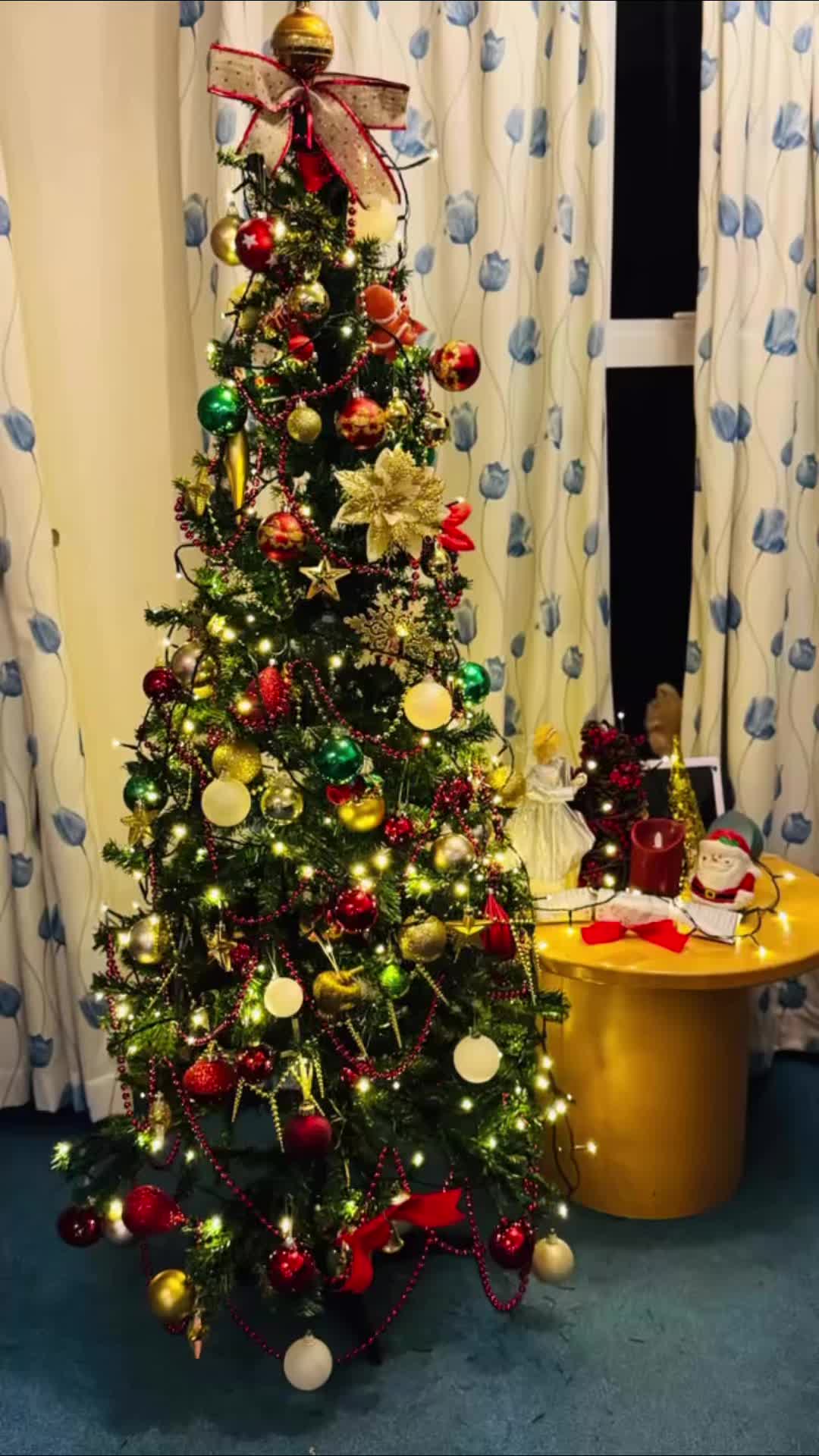 ✨A few little sparkly magic before St Anne’s Christmas Party on the 10th of December |Wednesday. ( Party Starts at 2:00-5:00 PM). Today our residents at St Anne’s enjoyed making snow globes with a few bits of tinsels, creativity & magic 🪄 we’ve came up with our unique Christmas snow globes from recycled jars, of course with a bit of help from our lovely ladies in the house Anne & Glenda ✨