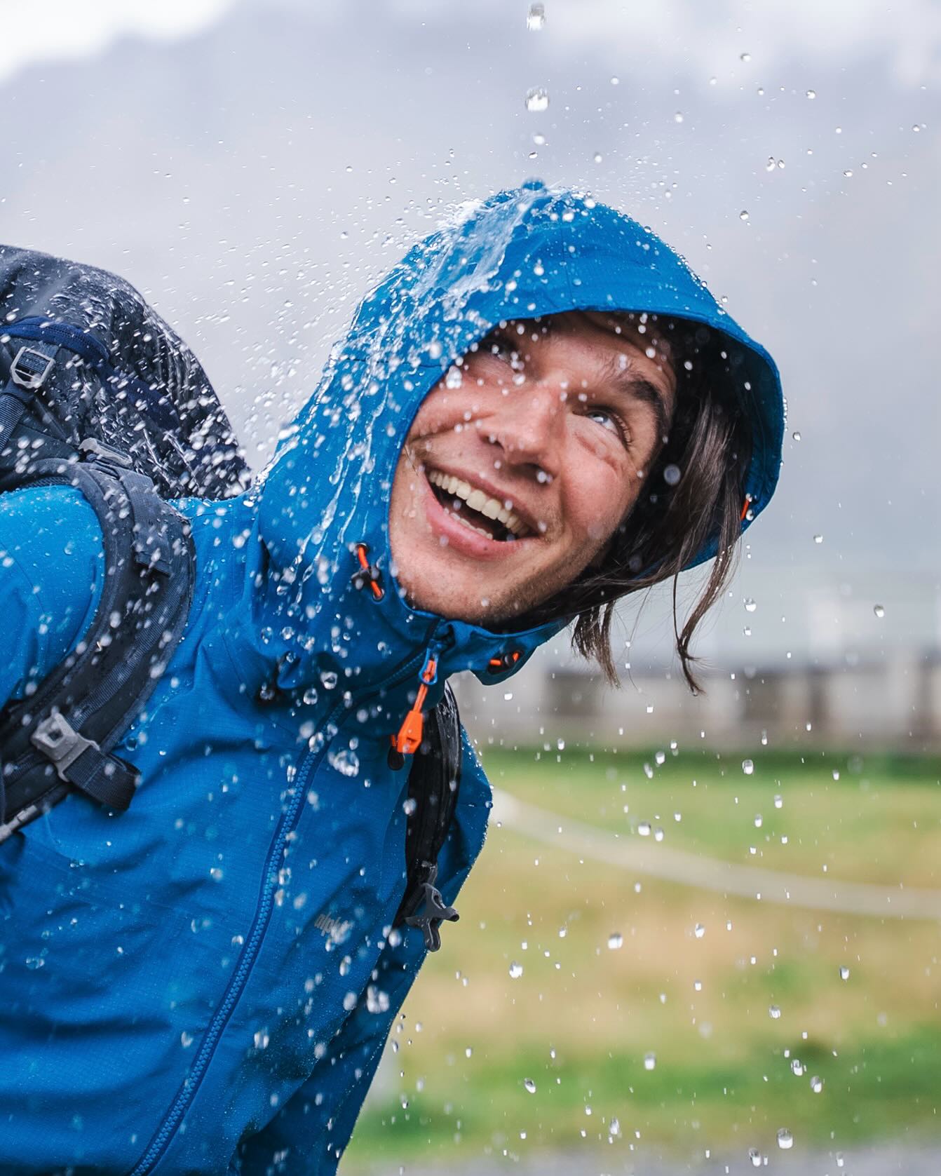 New stills work for @alpkit’s AW25 campaign!
A few of my favourites from our shoot in Chamonix, and some examples of how they’ve been used across Alpkit’s website and Outpost Journal 🤩