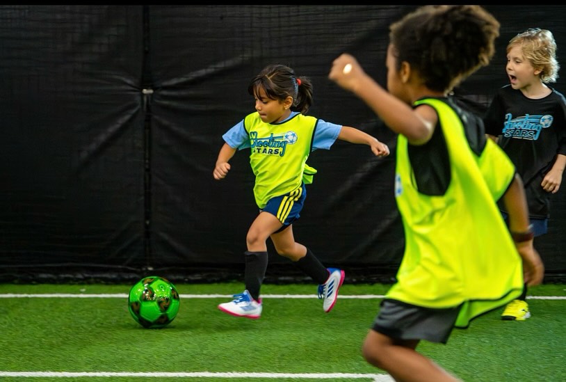 New season 🚨🚨
Starting this Saturday November 15th,2025
Spaces are limited ⭐️⭐️⭐️
Ages 2-6 years old
Saturday mornings
Twinkle / Little stars begins ‼️
Call 954-900-3292 or book online on our website. #shootingstarsindoorsoccer#toddlers#soccertraining