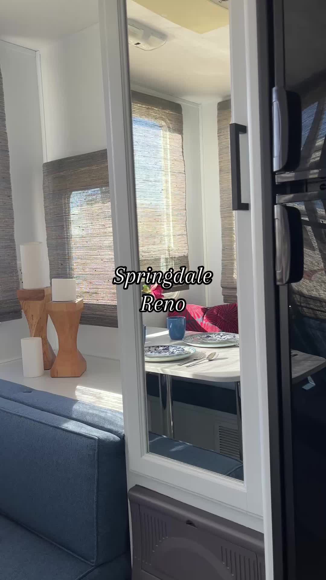 Memory Monday of a little project we completed this summer.
#revolutiontrailers #trailerglowup #rvreimagined #RVLife