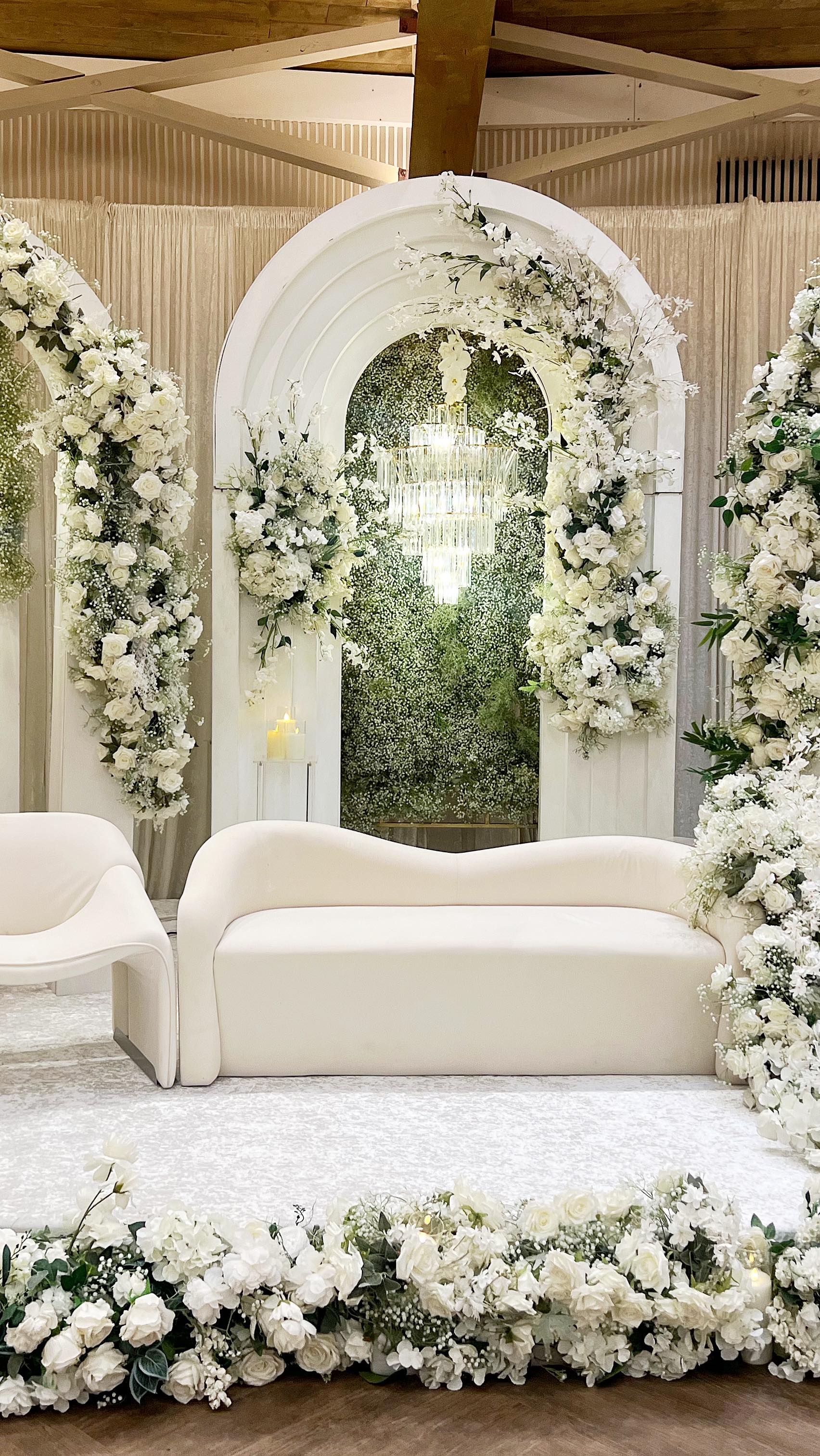 Elegance in white 🤍
Decor: @rubysdecor
Venue: @oakvillelegacy
#luxury #wedding #weddinginspiration #weddingideas #weddingdress #weddings #weddingphotography #weddingdecor #weddingcake #weddingday #weddingplanning #weddingplanner #weddingstyle #weddingflowers #weddingguest #weddingmakeup #weddingseason #weddingphotos #weddingdesign #weddinginspo #instagram #blog #toronto
