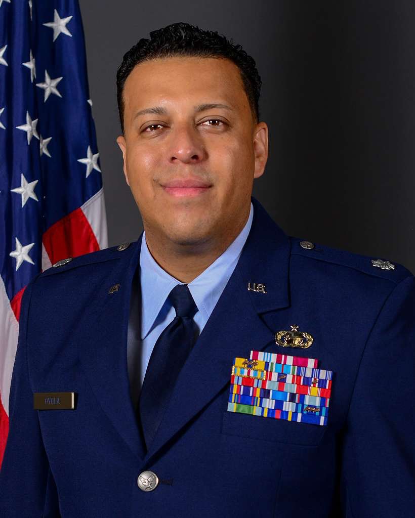 Happy Veterans Day to our guy @DJEGOLIVE🙏🏼 Thank you for your service and dedication 🇺🇸 #TheHeavyHitterDJs.