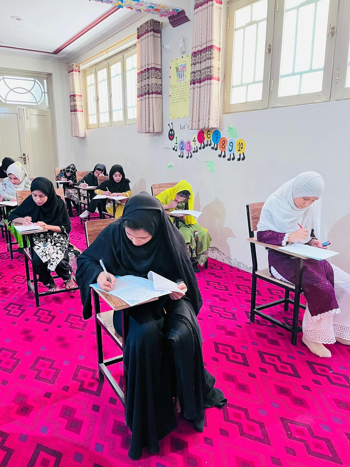 ✨ Bibi Latifa’s School Update — Kandahar, Afghanistan
(Sponsored by Shared Humanity Inc.)
Our hardworking students are deep into their midterm exams, fully focused and giving their very best. Each test is a chance to see how far they’ve come — a reflection of their dedication, discipline, and love of learning. 🌟
We couldn’t be prouder of their determination and the bright futures they’re building, step by step. 🌸👏
If you’d like to support their education, please consider donating whatever you’re able:
SharedHumanityUSA.org
#BibiLatifasSchool #StudentSuccess #MidtermExams #ProudTeachers