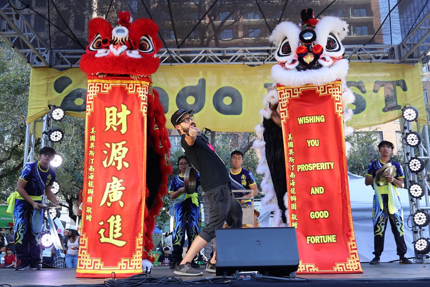 Thank you @pandafestaustin for having us! 🙏🐲
Our team had an amazing time performing lion dance and spreading good luck to everyone attending this weekend. Truly appreciate the opportunity and the love from the crowd!
-
-
-
#Austin #atxweddings #austinliondance #dragondance #chinesedragon #liondance #chinesenewyear #austindragondance #mualan #austintexas #atx #Texas #texasliondance
#community #culture #tradition #Iny2026 #cny2026
#chinese #asian #2026 #cny #舞獅 #舞龍 #醒獅
#wedding #tet #newyear #recruiting #recruitment