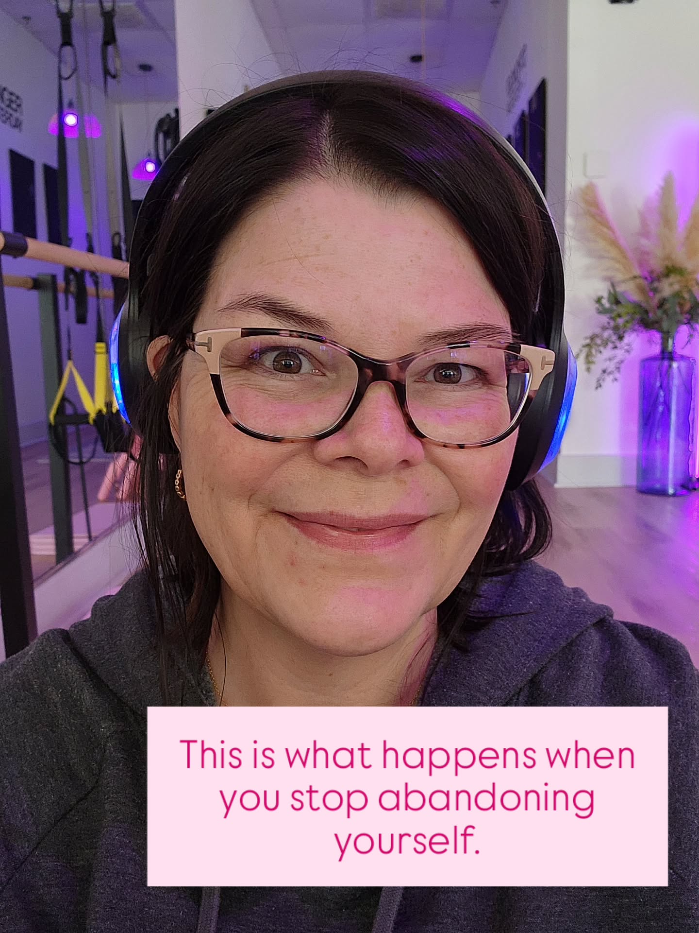 There was a time I couldn’t imagine this version of myself.
I was scattered, stressed, stretched thin… trying to pour from a body that was whispering for help. Burnout, chronic fatigue, and a nervous system running on fumes were my normal. I didn’t know how disconnected I’d become from my own breath, my own heart, my own life.
But small shifts saved me. Not dramatic reinventions, just quiet choices. Subtle pivots. A hundred tiny ways of coming home again.
Gentle somatic embodiment. Conscious breathing. Movement that softened me instead of punishing me. Sound that nourished instead of numbed. Feeding my body with love instead of leftovers. Honoring my limits instead of overriding them.
Little by little, my system remembered its rhythm. My heart found its voice. My body returned to alignment. And now I get to sit inside moments like this — calm, grounded, attuned — and hold deep, steady space for others in ways I never thought possible.
This life, this ease, this alignment, it’s possible for you too. It’s possible for every person who begins listening to their body’s truth again.
And it’s my heart, my calling, and my great joy to guide others back to that place with gentleness, safety, and compassion.
One breath.
One moment.
One small shift at a time.
#somatictherapy #somatichealing #consciousbreathing #embodiment #mindbodyconnection #nervoussystemhealth #healingjourney #breathpractice #inneralignment #stressrelief #burnoutrecovery #jacksonms #mississippi