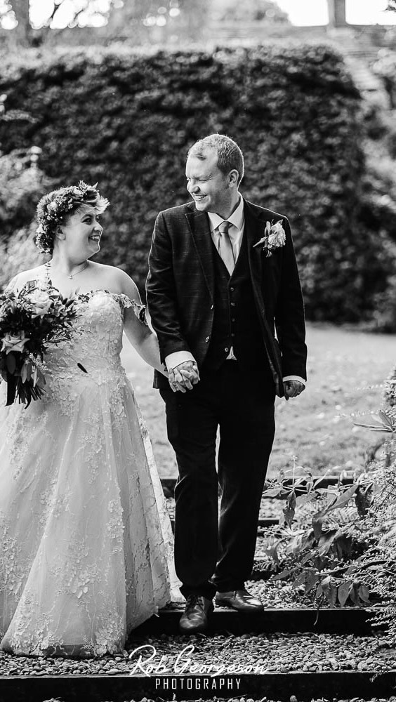 Just reminiscing about Sophie and Paul’s gorgeous day back in early September 🌞 the sun was shining and what a beautiful location it was to have a glorious outdoor ceremony at @hilltopcountryhouse
I sang Sophie down the aisle to this beautiful Zach Bryan song which describes his partner as feeling like ‘the sun to me’ and this just felt so perfect for the vibes of the day.
Sophie and Paul are best mates and it absolutely shows. I don’t think I’ve ever met such a smiley couple, they just had the best time all day.
Huge thanks for having me guys! ♥️
Cake: @classic.cakes
Seamstress: @allsewnup_
Cover photo: @rob_georgeson_photography