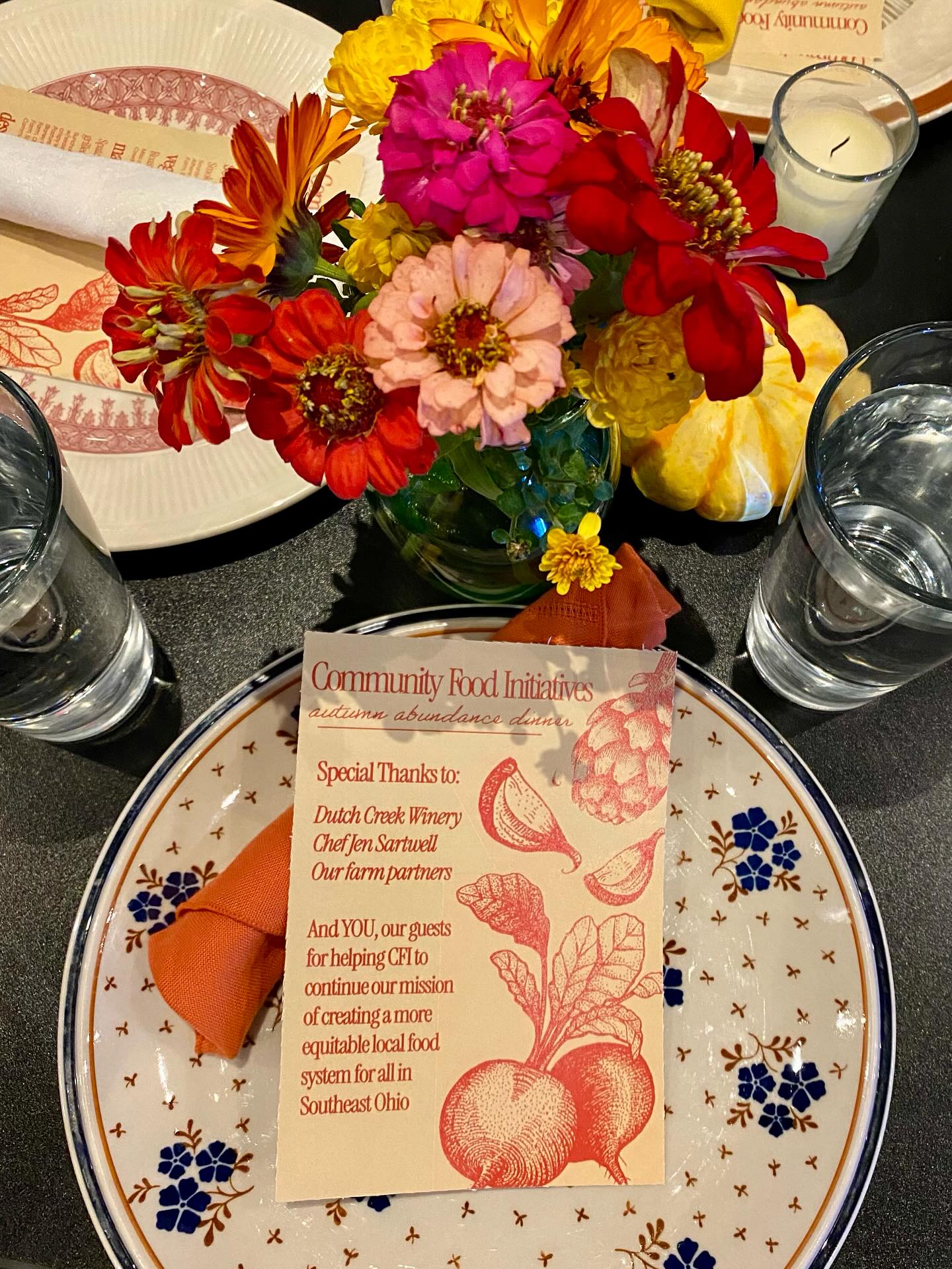 A huge THANK YOU to @communityfoodinitiatives and @woodsie.chef.jennie for a beautiful dinner at @dutchcreekwinery last evening. It was a beautiful night for fabulous food, great conversations, and giving thanks to those who work hard to make our community thrive and help those who are in need. Thanks to @littlefishbrewing for sharing Chef Jen for the evening. We feel truly blessed to be part of such a wonderful community here in Athens, Ohio. ❤️