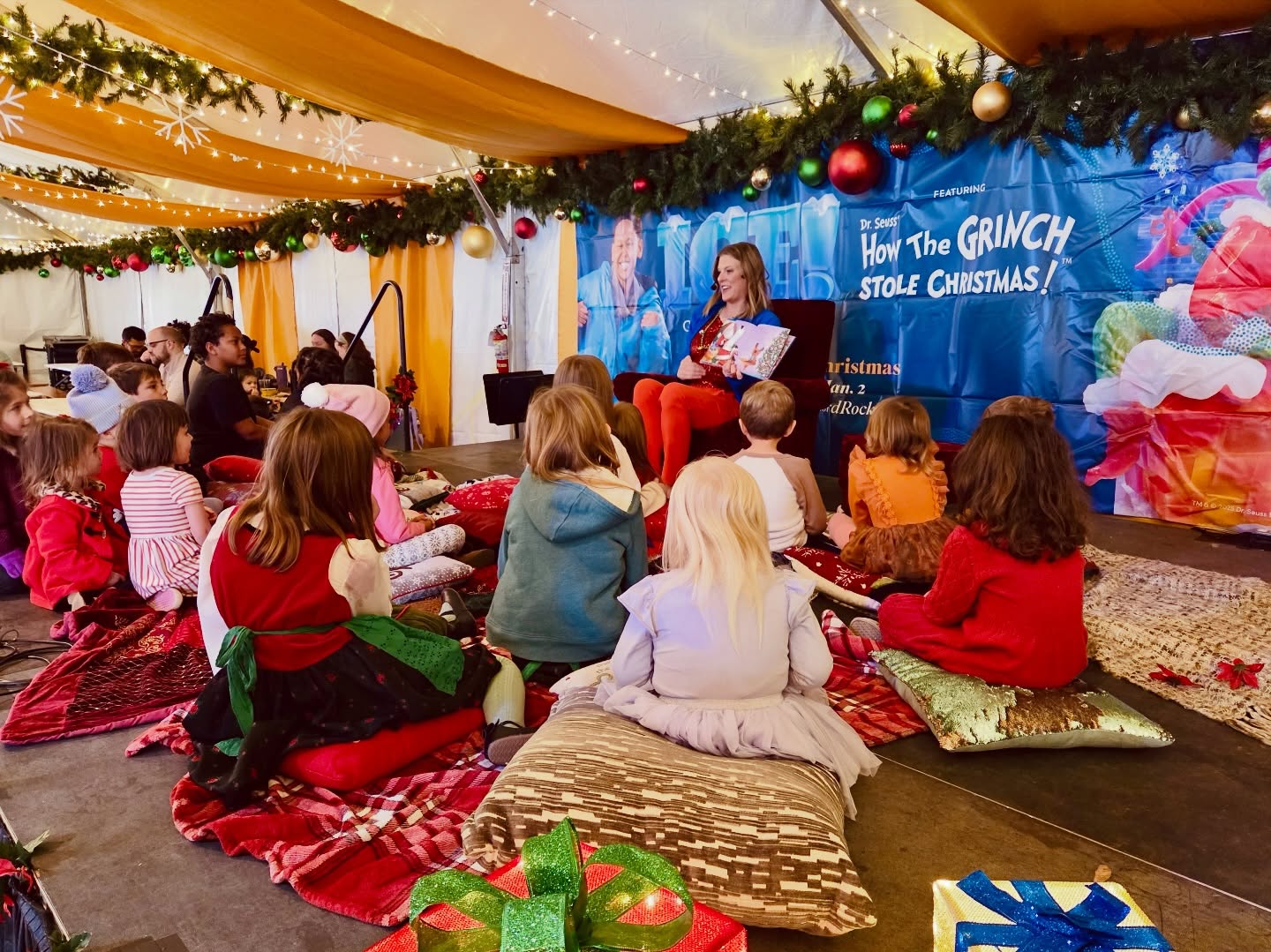 It’s the second-to-last Storytime Sunday of the season! 🎄✨ Join @thedenverchannel and your favorite Denver7 anchor, Jayson Luber, for another magical reading in the @bankofamerica Festival Hall at 11:30 AM. 📖💫
Don’t miss this heartwarming send-off to a season full of stories, holiday cheer, face painting, and festive fun. Come make memories that will sparkle all year long! 🎁✨
#christkindlmarketcountdown #denverchristkindlmarket #christmasmarket #denvercolorado #visitdenver #shoplocal #milehighcity #holidayseason #winterwonderland #christmaslights #weihnachtsmarkt #denverevents #exploredenver #festivevibes