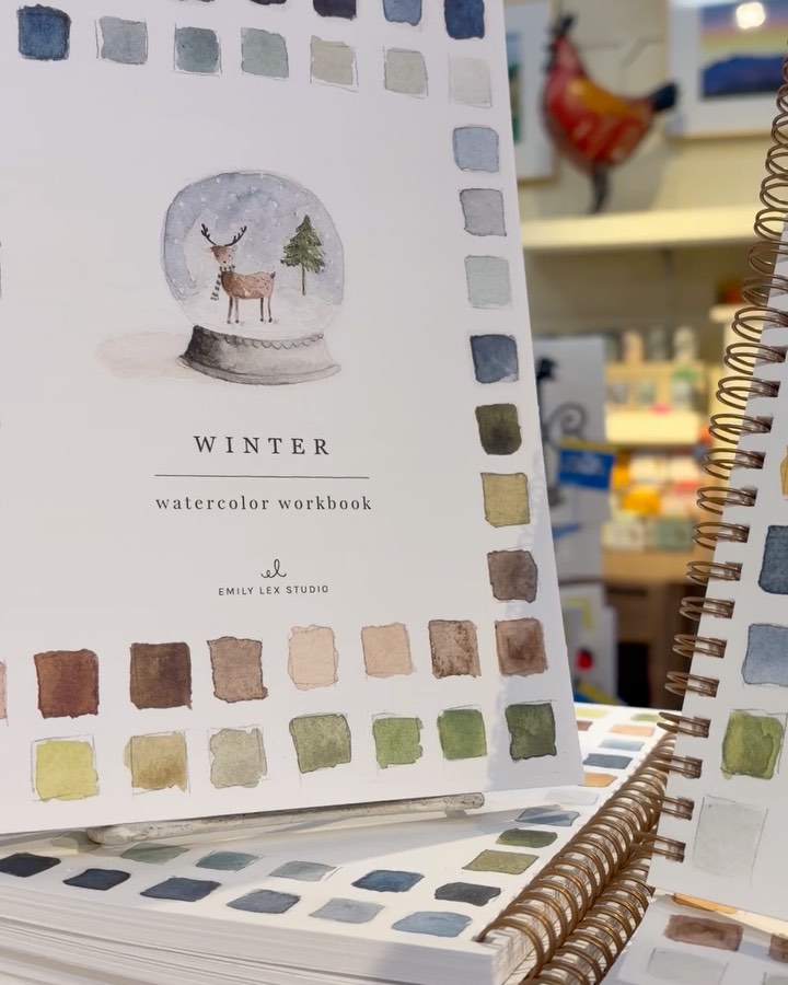 Wonderful, wonderful watercolor workbooks learn to paint with watercolor, 12 adorable sketches and painting instructions for you to follow along! These are wonderful for people have almost any age #artfortheholidays #Watercolorworkbook #creative Christmaspresent. #funforallages