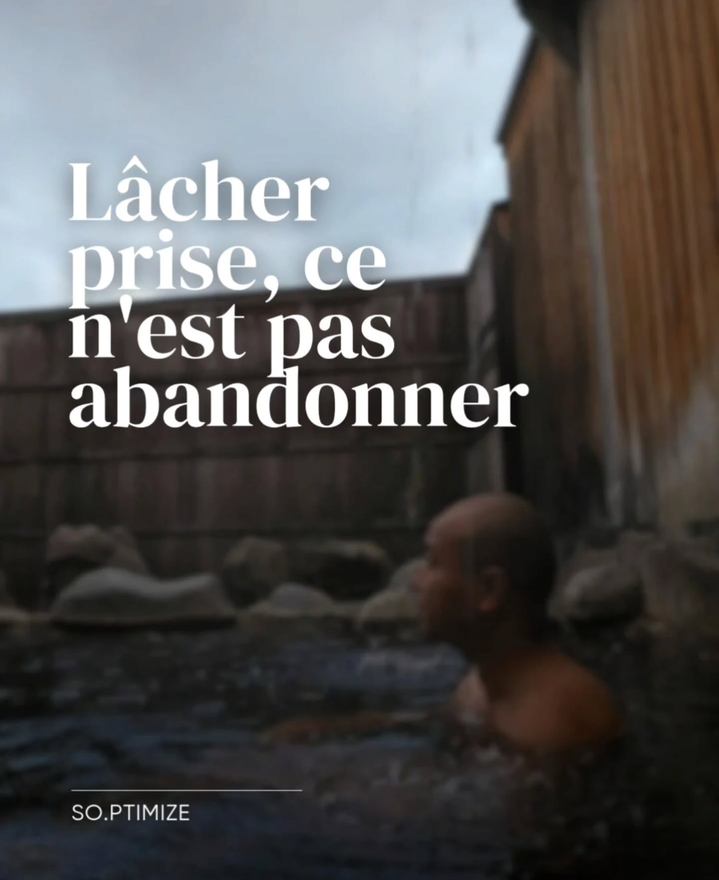 🧠✨ On croit souvent que lâcher prise, c’est abandonner.
En réalité, c’est tout l’inverse.
👉 C’est arrêter de s’accrocher à ce qu’on ne contrôle pas.
👉 C’est libérer de l’espace mental pour avancer plus léger.
👉 C’est choisir avoir les idées claires dans les moments de tension.
Dans la préparation mentale, le lâcher-prise est une compétence clé :
🔹 Il calme le mental
🔹 Il augmente la concentration
🔹 Il booste la performance
🔹 Il t’aide à rester lucide dans les moments décisifs
💬 « Je fais du mieux que je peux… le reste, ce n’est plus entre mes mains. »
Essaie aujourd’hui :
Respire.
Relâche les épaules.
Et demande-toi : Qu’est-ce qui ne dépend pas de moi ?
Laisse partir.
Reprends le contrôle sur ce qui compte.
✨ Le lâcher-prise n’est pas une faiblesse.
C’est de la maîtrise.