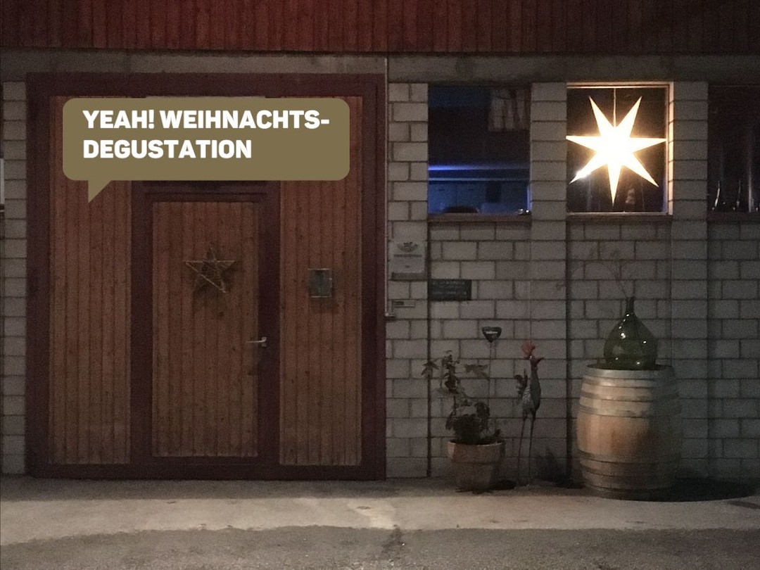 Degustation - offener Keller- CasaNova Wein Pur
In einer unkomplizierten und zugleich stilvollen Atmosphäre hast du die Möglichkeit, unser gesamtes aktuelles Weinsortiment zu verkosten, vor Ort zu erwerben und direkt mitzunehmen. Ob als Geschenk mit passender Verpackung, für die Festtage oder einfach, um dir selbst eine Freude zu bereiten – für jeden Geschmack ist etwas dabei.
Während dieser Tage profitierst du zusätzlich von speziellen Rabatten von bis zu 20 % auf ausgewählte Weine. Zudem stehen auch ältere Jahrgänge aus unserem Archiv zur Verkostung und zum Verkauf bereit. Für dein leibliches Wohl ist mit kleinen Häppchen zwischendurch bestens gesorgt.
Ich freue mich sehr auf deinen Besuch – er lohnt sich!
Save The Date:
Am Freitag 28.11.2025 von 16h-20h, Samstag 29.11.2025 von 11h-20h
Am Freitag 5.12.2025 von 16h-20h, Samstag 6.12.2025 von 11h-20h
Ort:
Im Weinkeller CasaNova Wein Pur
Seestrasse 43, 8880 Walenstadt