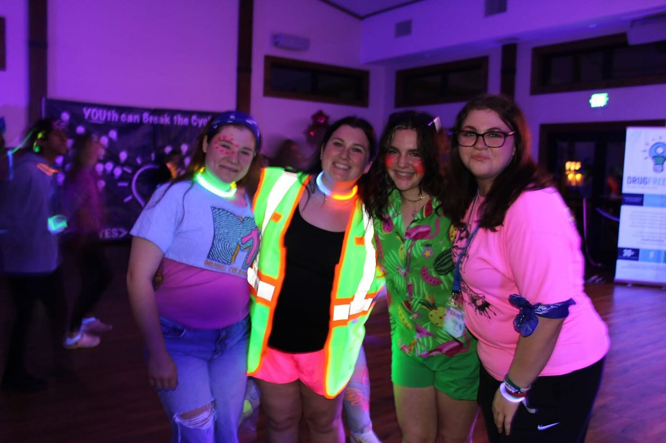 Tomorrow is the start of Youth Leadership Summit! Itās our favorite time of the year! We canāt wait to spend the week with these young leaders of Cecil County!
#youthleaders #youngleaders #prevention #youthadvocacy #dfcyc #cecilcounty #drugfreececil