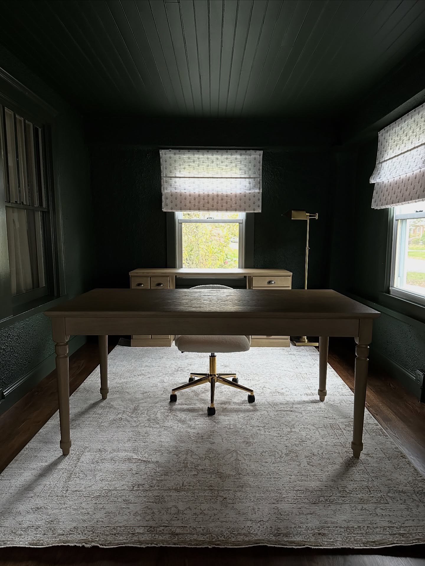 Some spaces, even when unfinished, deserve to be shared. I am over the moon that my client was all in on color drenching her office in this dark moody green. I can’t wait to put the finishing touches together.
.
#colordrenching #moodydesign #officeinspiration #designinprogress